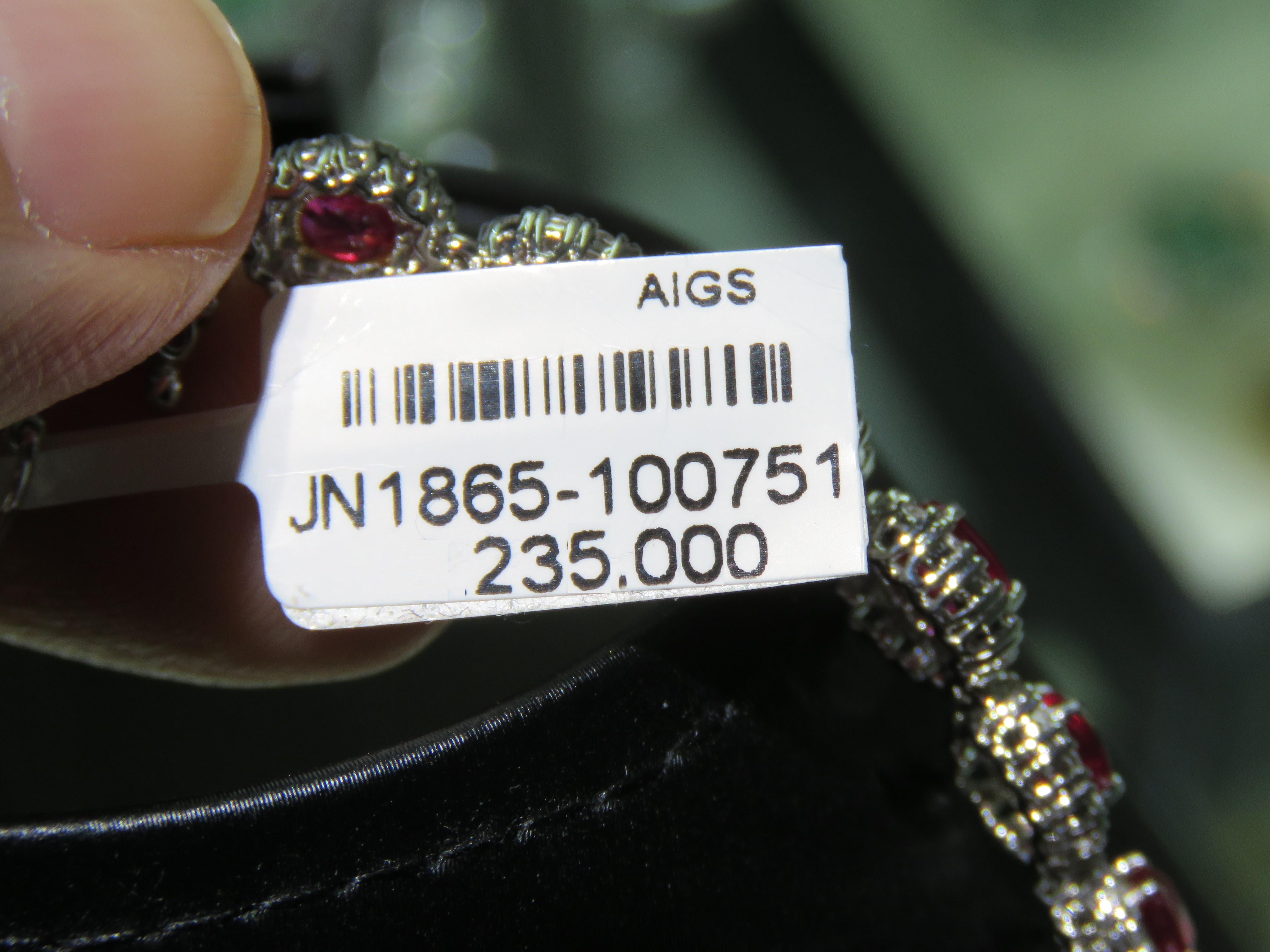NEU $235, 000 Seltene wichtige Fancy 18KT Wunderschöne AIGS Rubin-Diamant-Halskette, AIGS, neu mit Diamanten  im Angebot 1