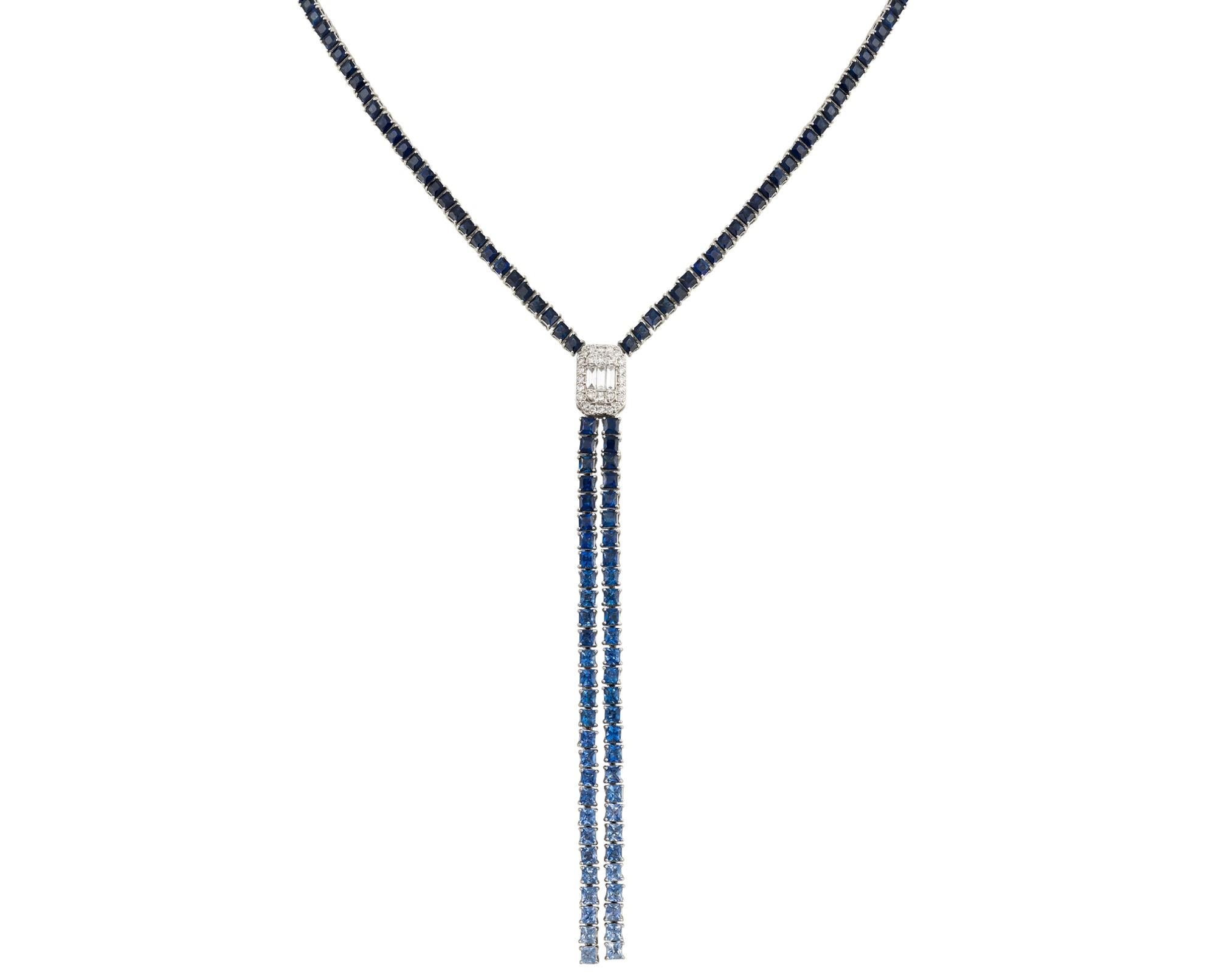 Taille mixte Collier fantaisie en or 18 carats avec grand saphir bleu pailleté et diamants, 25 000 $, nouveau avec étiquette en vente