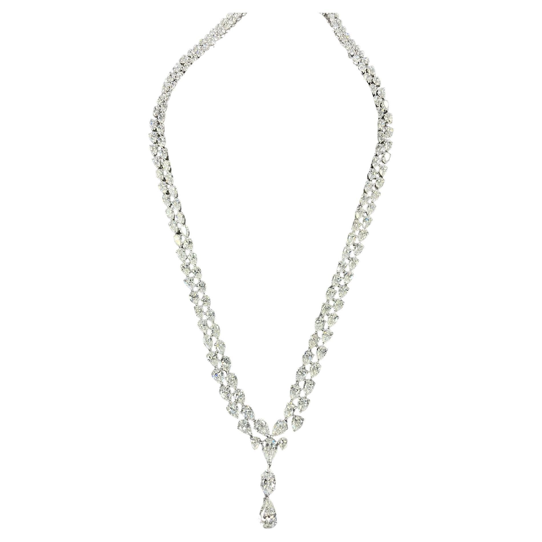 NEU 250, 000 18KT Wunderschöne seltene Fancy 30CT GIA zertifizierte Diamant-Halskette, neu mit Etikett im Angebot
