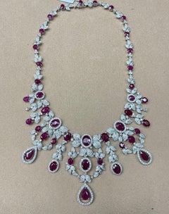 NWT $250, 000 Rara collana di diamanti con rubini birmani in oro 18KT 70CT