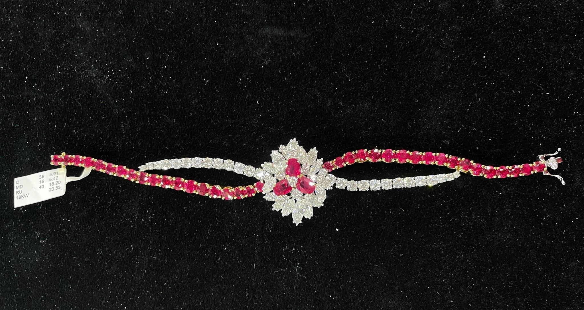 NWT $ 250, 000 Rare Fancy 18KT Gold Gorgeous Large Burmese Ruby Diamond Bracelet Corte mixto en venta