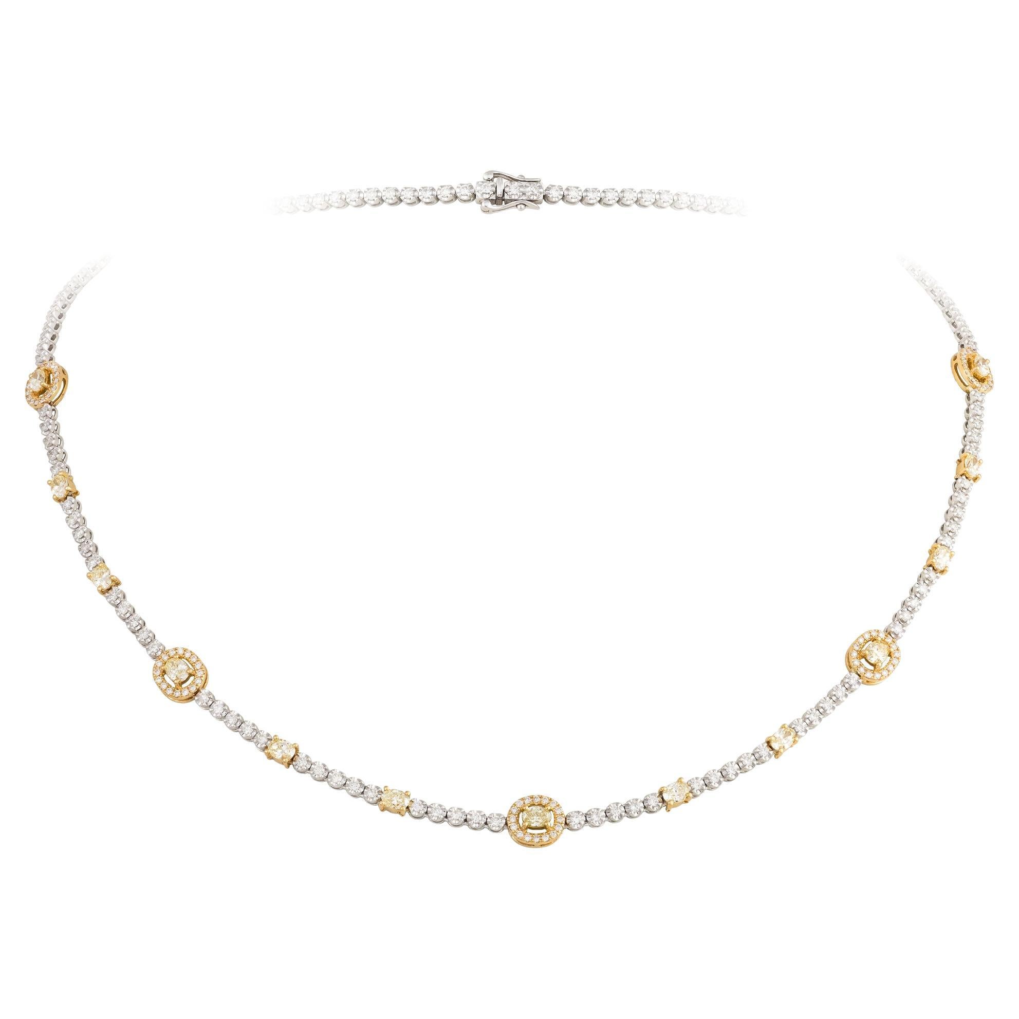 NWT $26, 000 18kt Gold Gorgeous Fancy Yellow Diamond Necklace For Sale