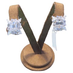 NEU $26, 000 18KT Gold Große Fancy Illusion Glitzernde Diamant-Ohrstecker, Neu mit Diamanten