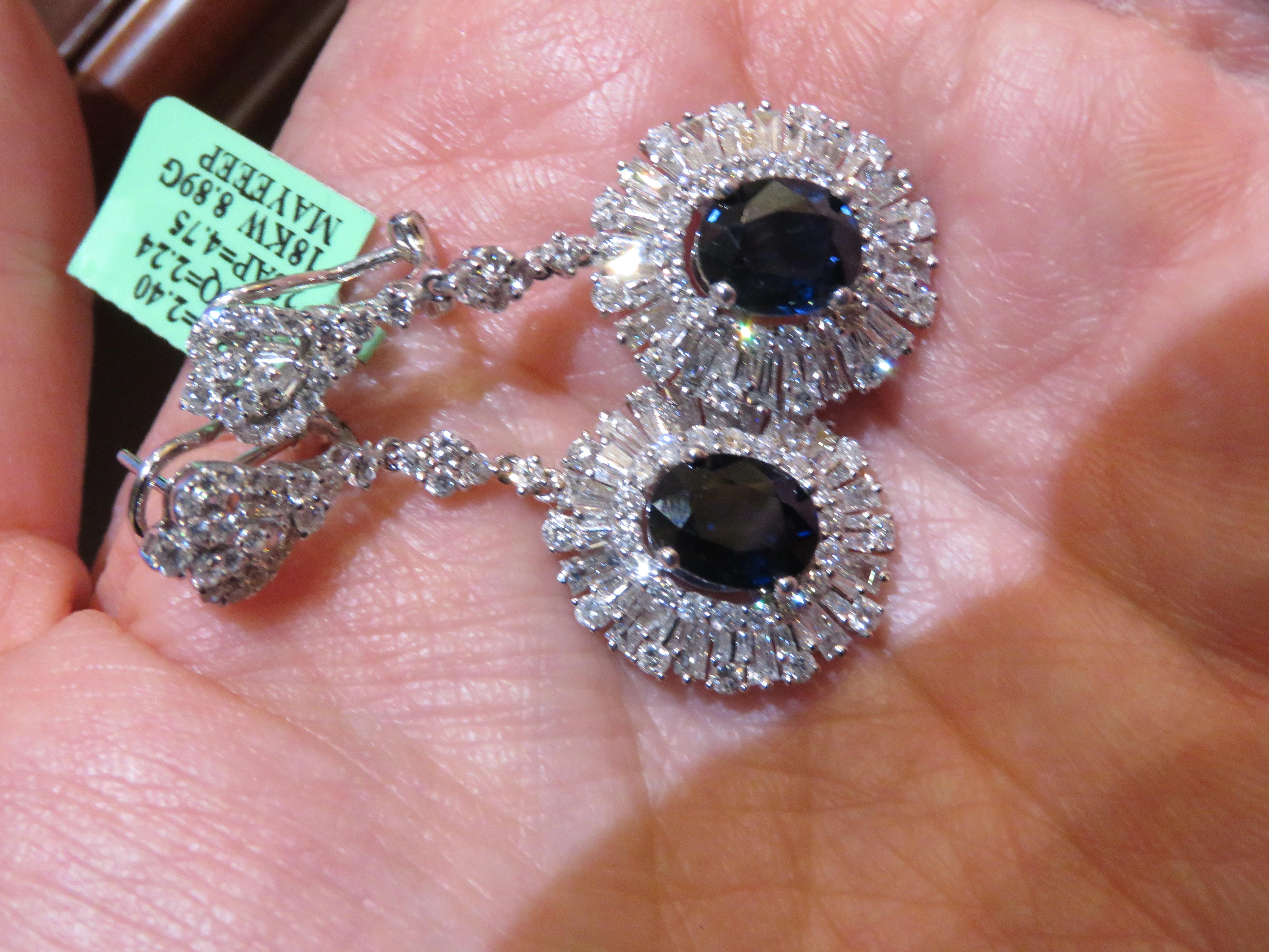 Mixed Cut NWT $26, 400 18KT Fancy Large Glittering Fancy 10CT Sapphire Diamond Earrings For Sale