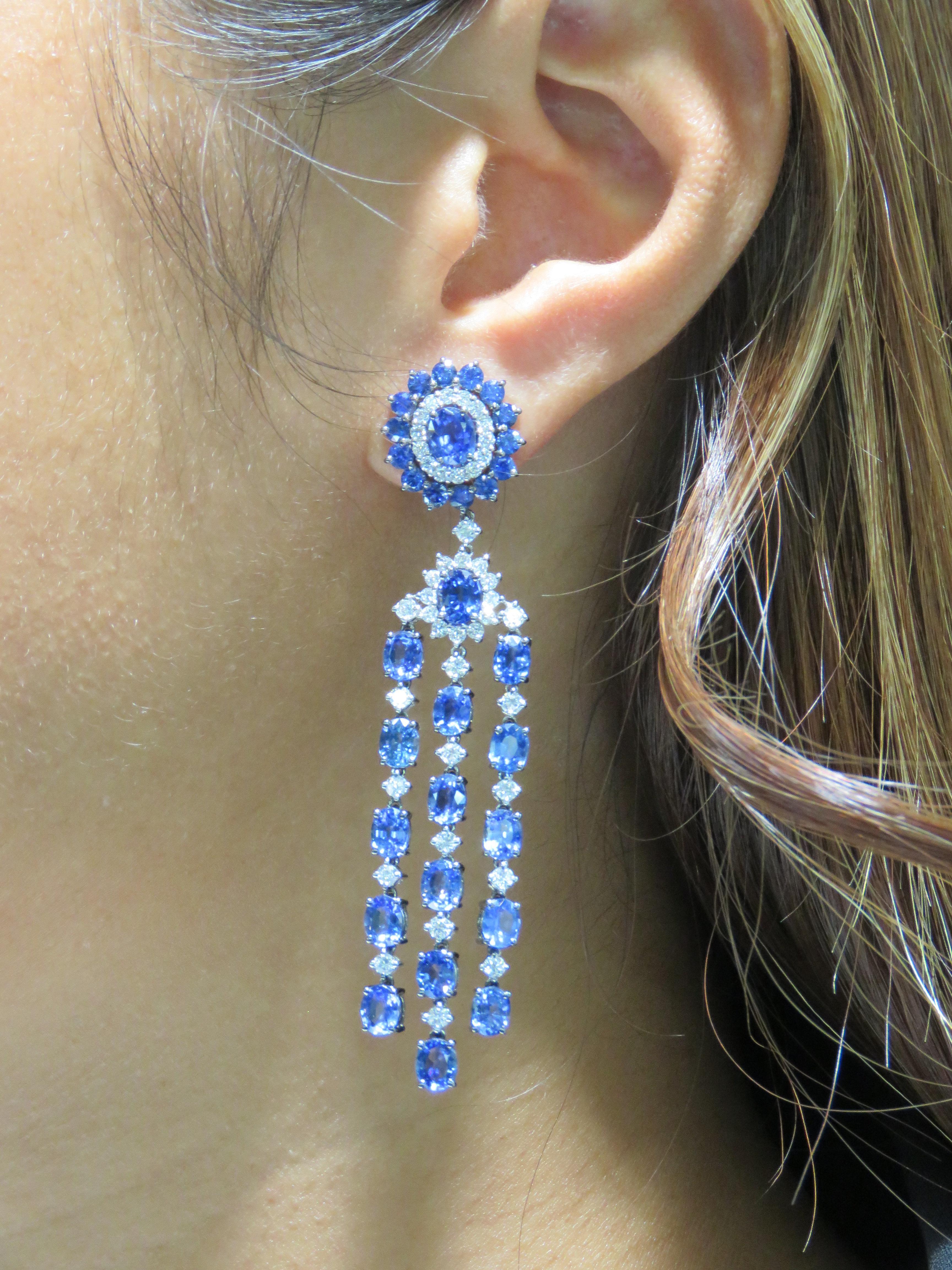 Mixed Cut NWT $27, 500 Rare 18KT Gold Gorgeous Fancy Blue Sapphire Diamond Dangle Earrings For Sale