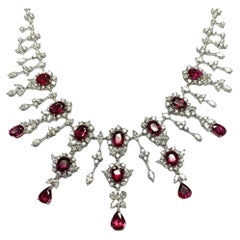 NWT $275, 000 18KT Fancy Large Glittering Fancy Natural Ruby Diamond Necklace (collier de diamants)