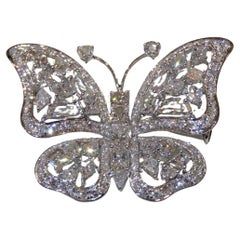 NWT $31, 700 18KT Gold Fancy Glittering Butterfly Diamond Pendant Brooch Pin