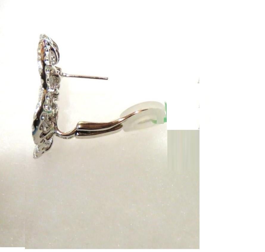 Taille mixte NWT $34, 584 Rare 18KT Gold Gorgeous Fancy Large Flower Diamond Earrings en vente