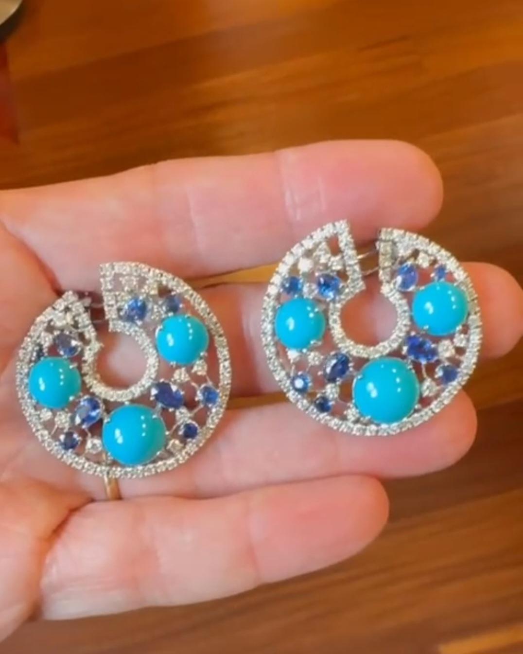 NWT $37, 160 18KT Gold Large Fancy Gorgeous Turquoise Sapphire Diamond Earrings (Gemischter Schliff) im Angebot