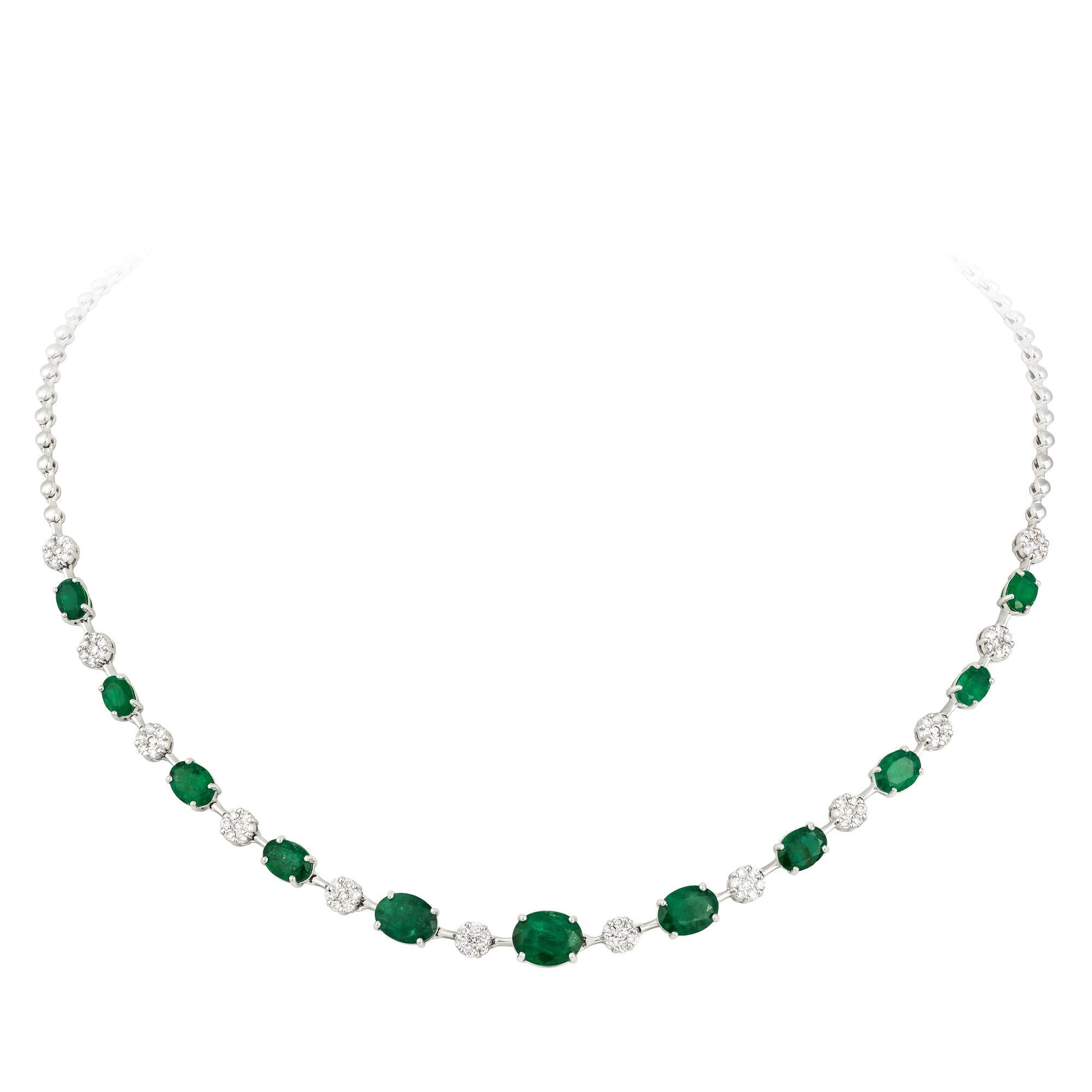 NWT $37, 500 Importante collar de diamantes con esmeralda ovalada grande de oro de 18 quilates de fantasía en Nuevo estado para la venta en New York, NY