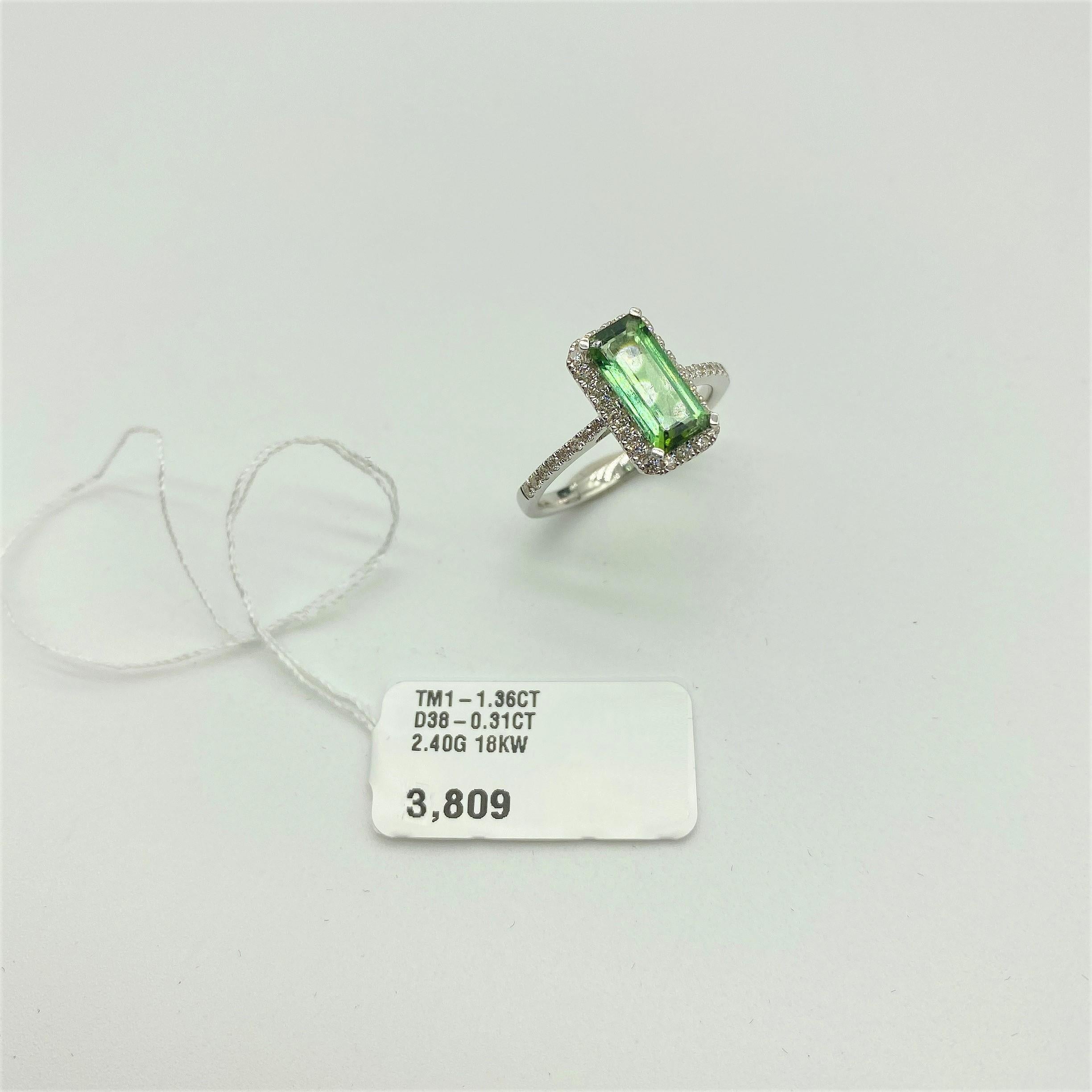 NWT 3,809 18KT Gold Seltener Exquisite Fancy Glittering Turmalin und Diamant Ring (Gemischter Schliff) im Angebot