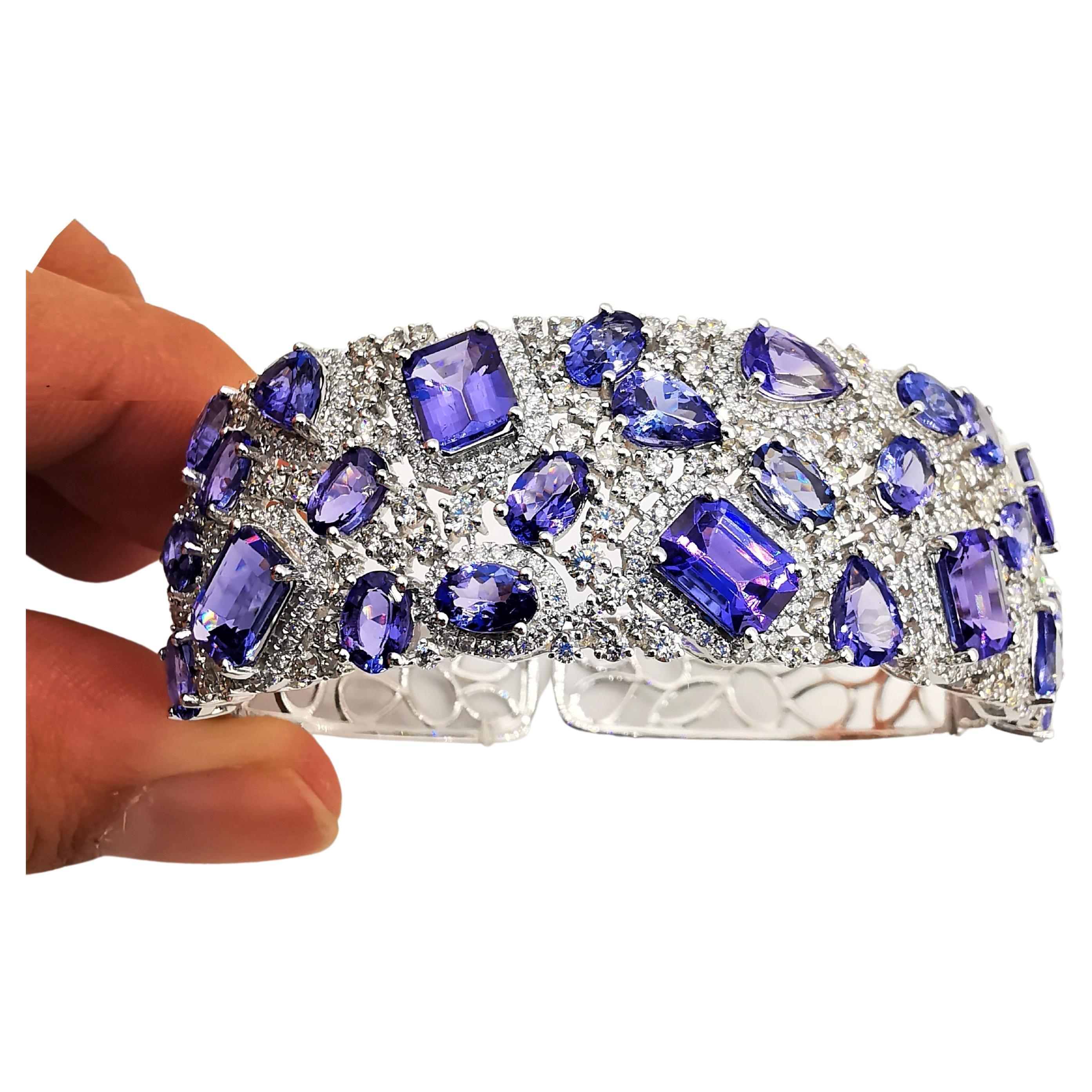 Bracelet jonc rare en or 18 carats avec tanzanite pailletée et diamants taille fantaisie, neuf avec étiquette