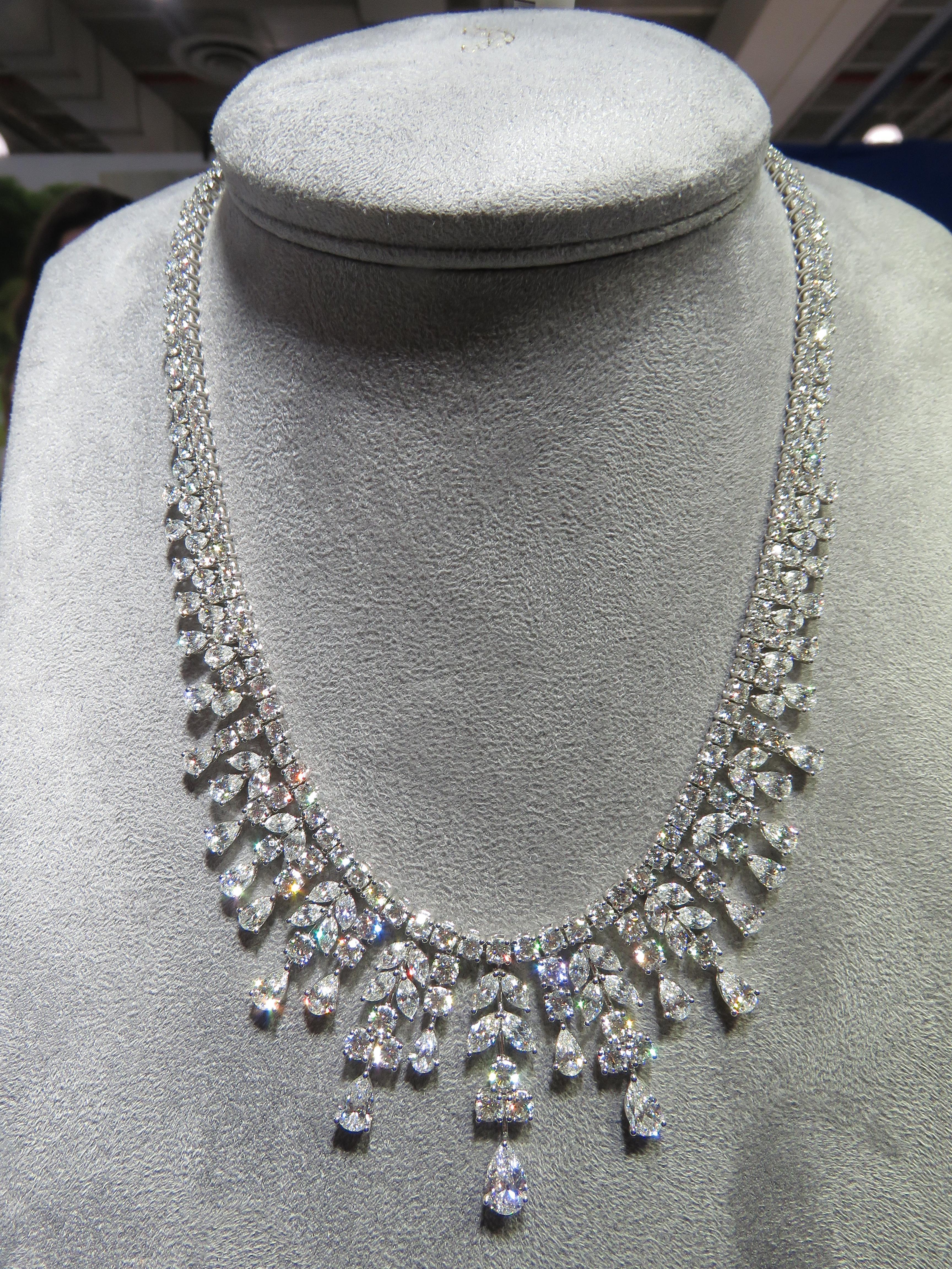 Pear Cut NWT $395, 000 Magnificent 44CT GAL Certified Winston Style Diamond Necklace For Sale