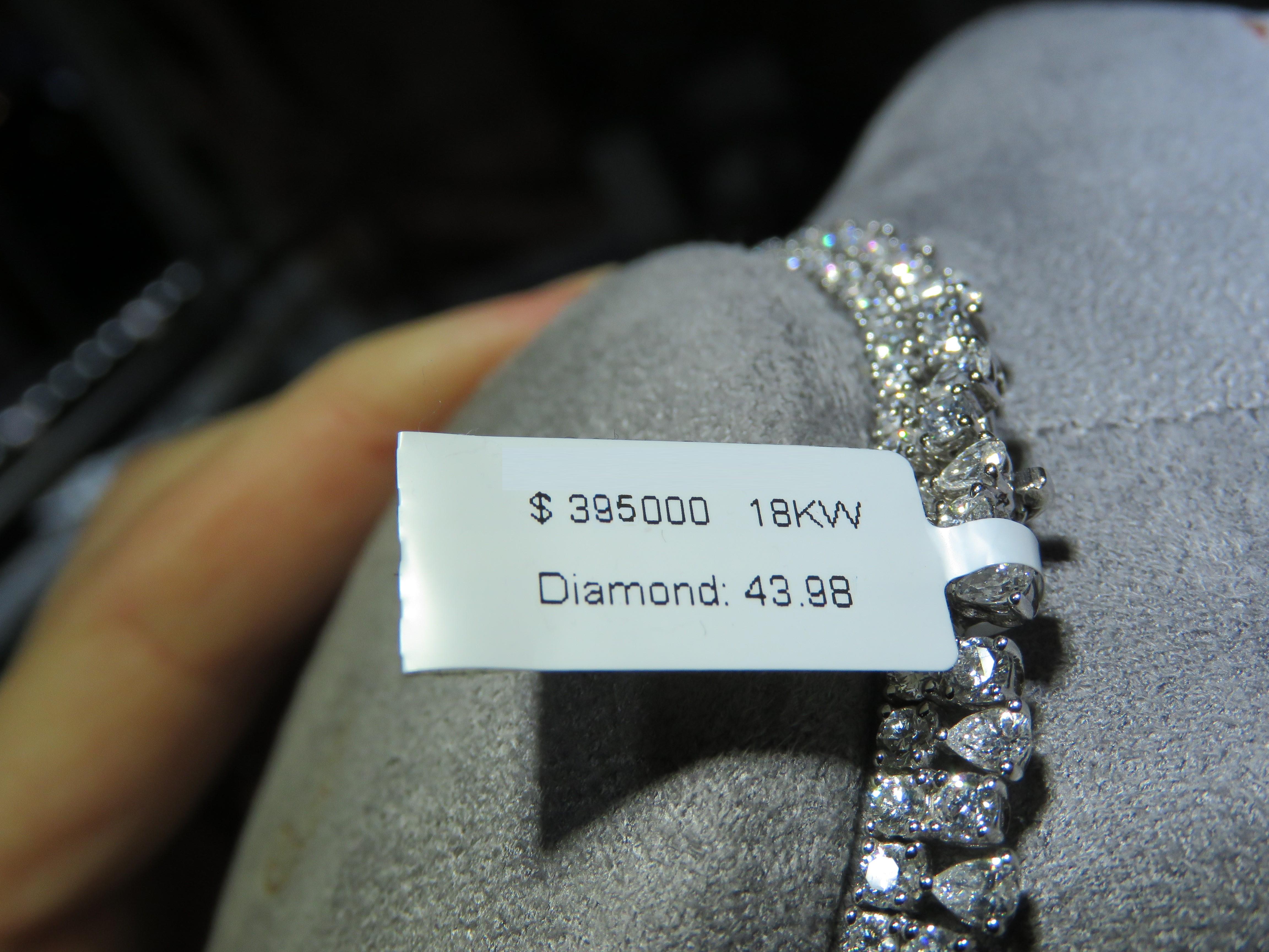 NWT $395, 000 Magnificent 44CT GAL Certified Winston Style Diamond Necklace For Sale 1
