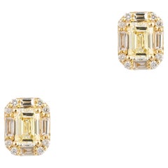 Clous d'oreilles vénitiennes à paillettes fantaisie en diamant jaune clair 18 carats 4 300 $, neuves avec étiquette
