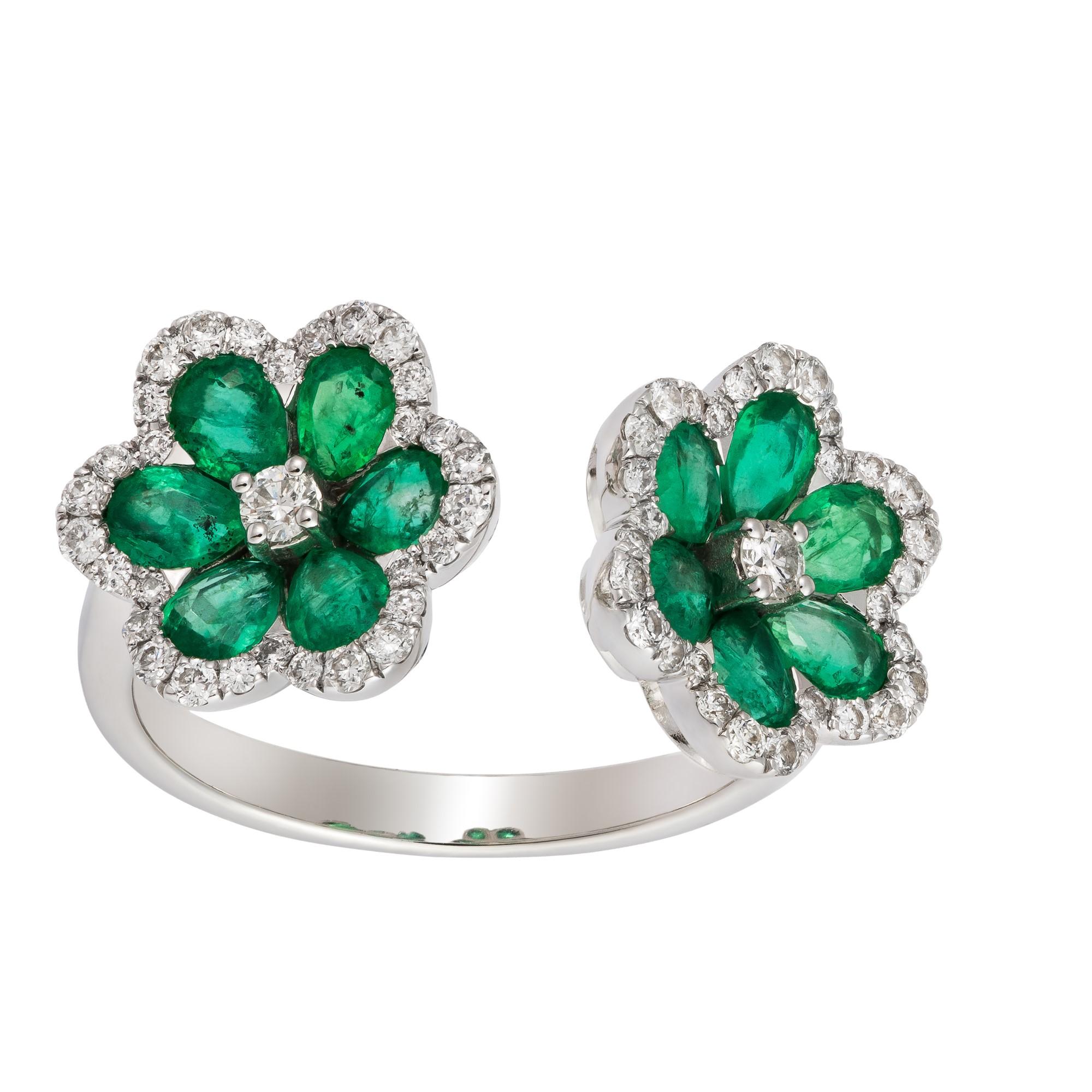 NEU $4, 750 18KT glitzernder wunderschöner Fancy Doppelblumen-Smaragd-Diamant-Ring mit Smaragdverzierung (Gemischter Schliff) im Angebot