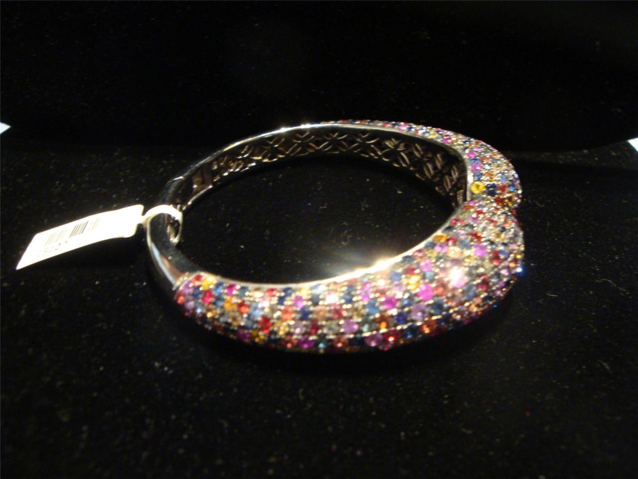 NWT $ 4, 800 Fancy Glittering 23CT Multi Color Sapphire Bracelet Bangle Cuff en Nuevo estado para la venta en New York, NY