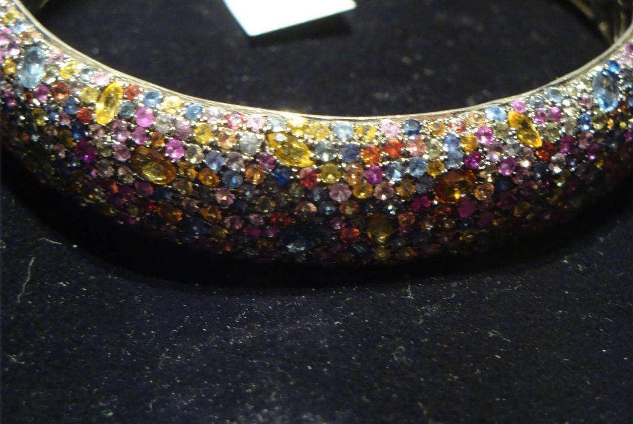 Women's NWT $4, 800 Fancy Glittering 30CT Rainbow Sapphire Bracelet Bangle Cuff For Sale