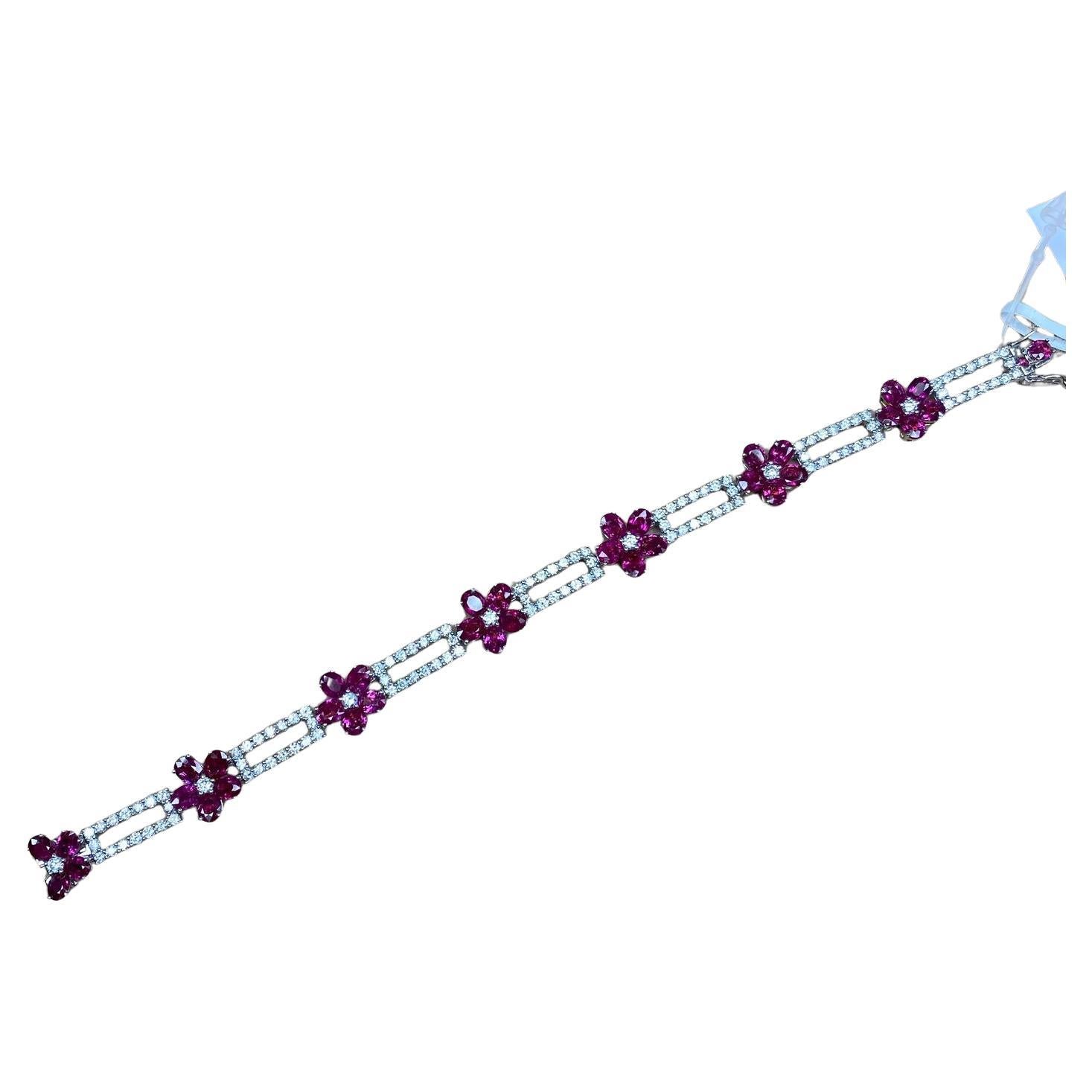 NWT $40, 000 Fancy 18KT Gold 13CT Gorgeous Fancy Flower Ruby Diamond Bracelet