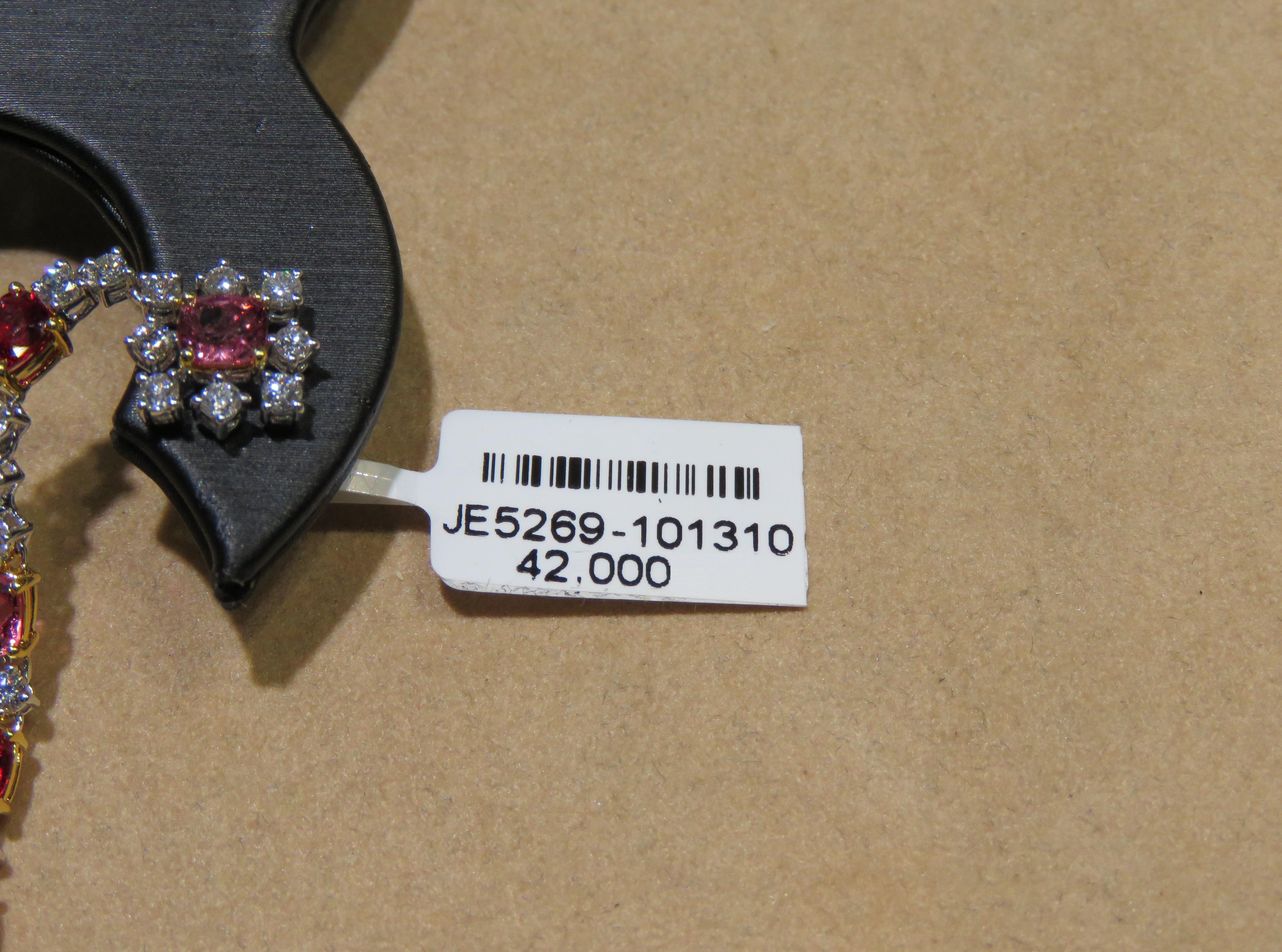 NWT 42, 000 18KT Fancy Large Glittering Rare Colorful Spinel Diamond Earrings Neuf - En vente à New York, NY