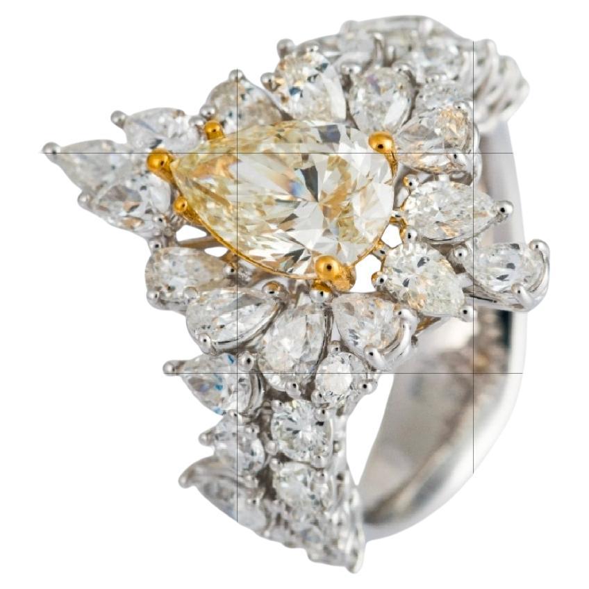 NWT $42,000 Raro e importante anello con diamante giallo in oro 18KT