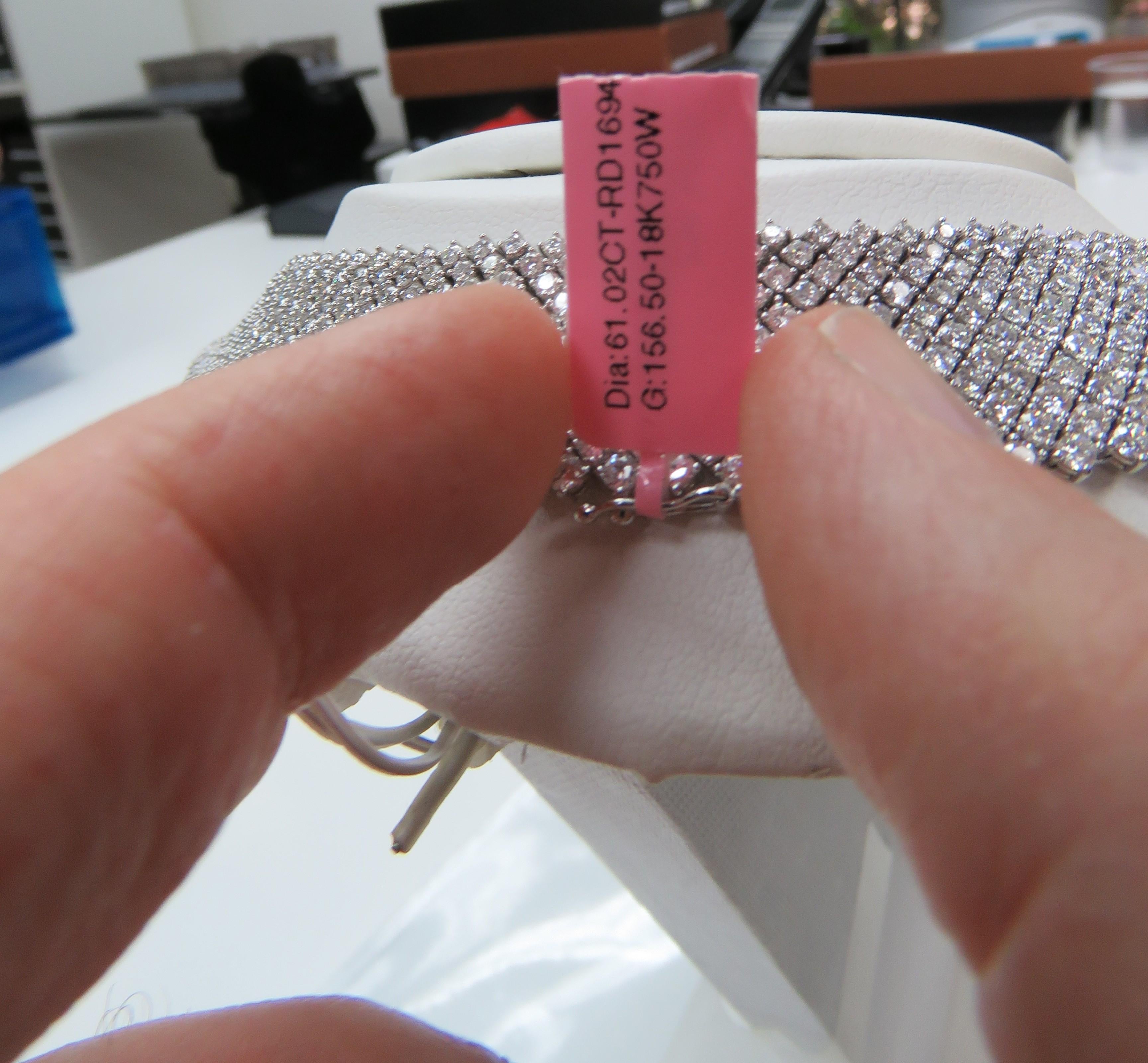 Women's NWT $435, 962 Rare 18KT Gorgeous Glittering Fancy Diamond 61 Carat Mesh Necklace For Sale