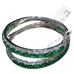 NWT $45, 600 Rare Pair 18KT Gold Fancy Emerald Diamond Bracelets Bangles Cuffs