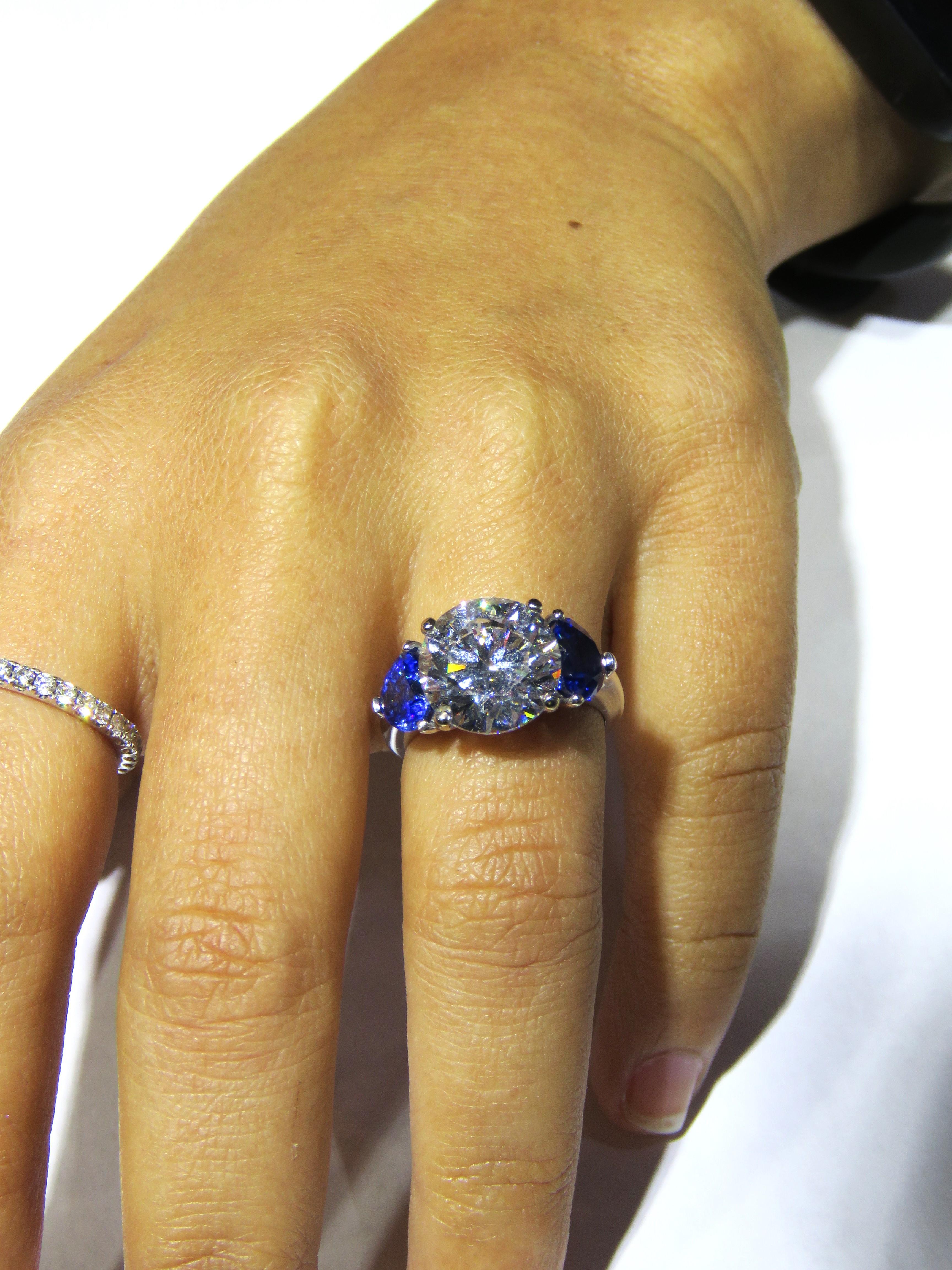 Magnificent Important Platinum GIA 6.50CT Diamond Natural Sapphire Heart Ring For Sale 6