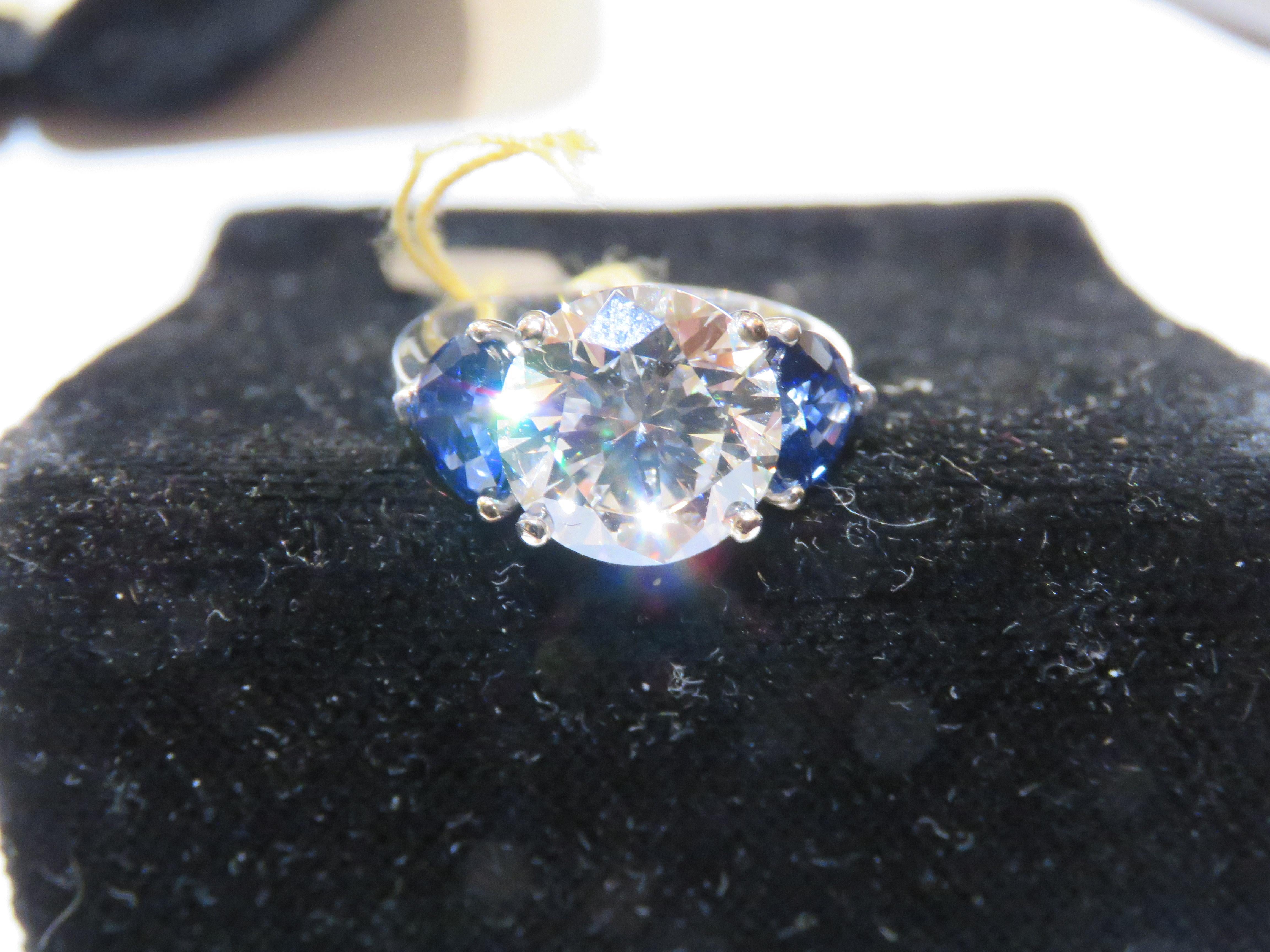 Mixed Cut Magnificent Important Platinum GIA 6.50CT Diamond Natural Sapphire Heart Ring For Sale