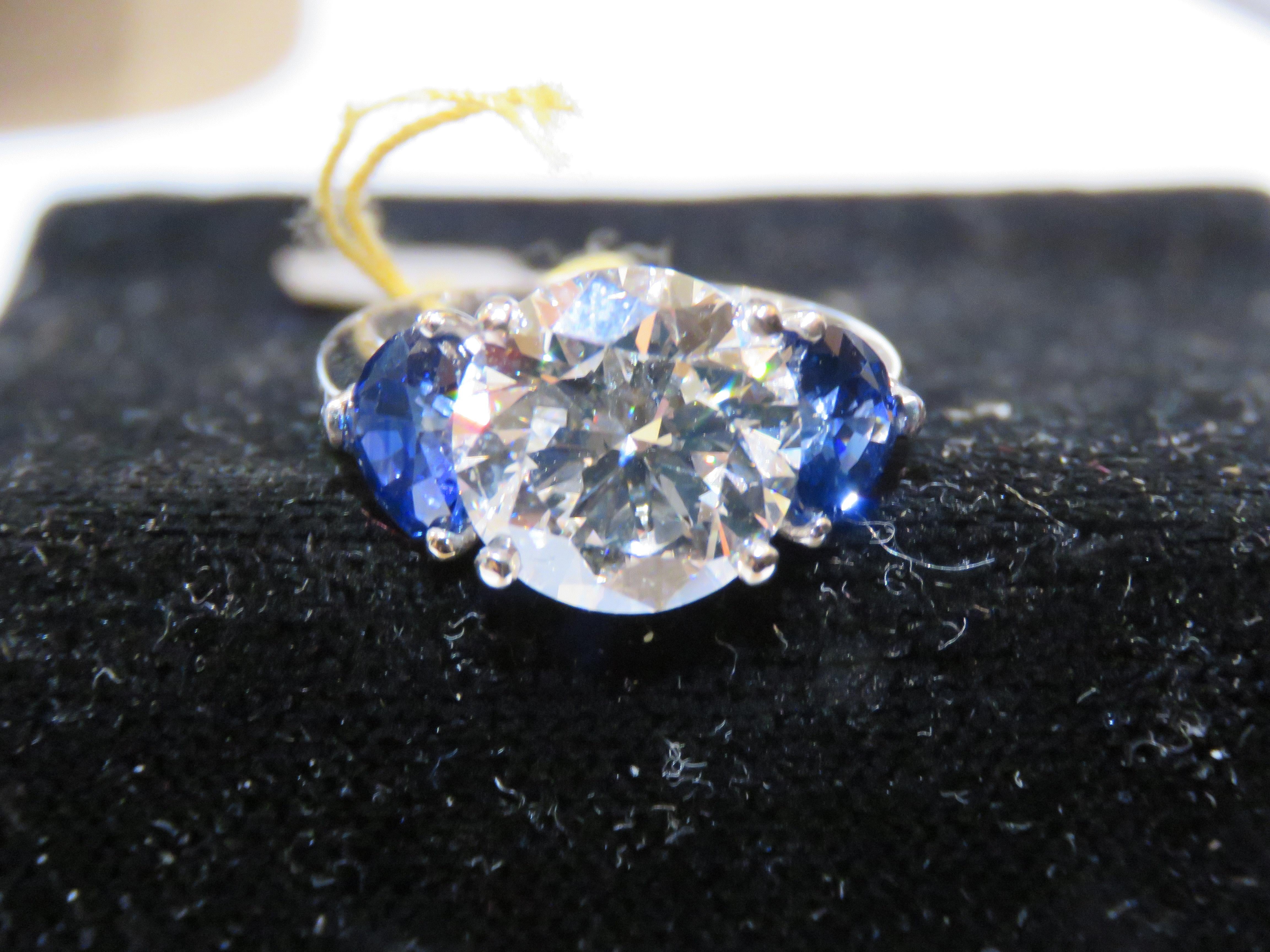 Women's Magnificent Important Platinum GIA 6.50CT Diamond Natural Sapphire Heart Ring For Sale