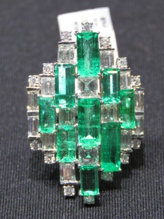 NWT $46, 000 18KT Fancy 12CT Glittering Colombian Emerald Diamond Prism Ring