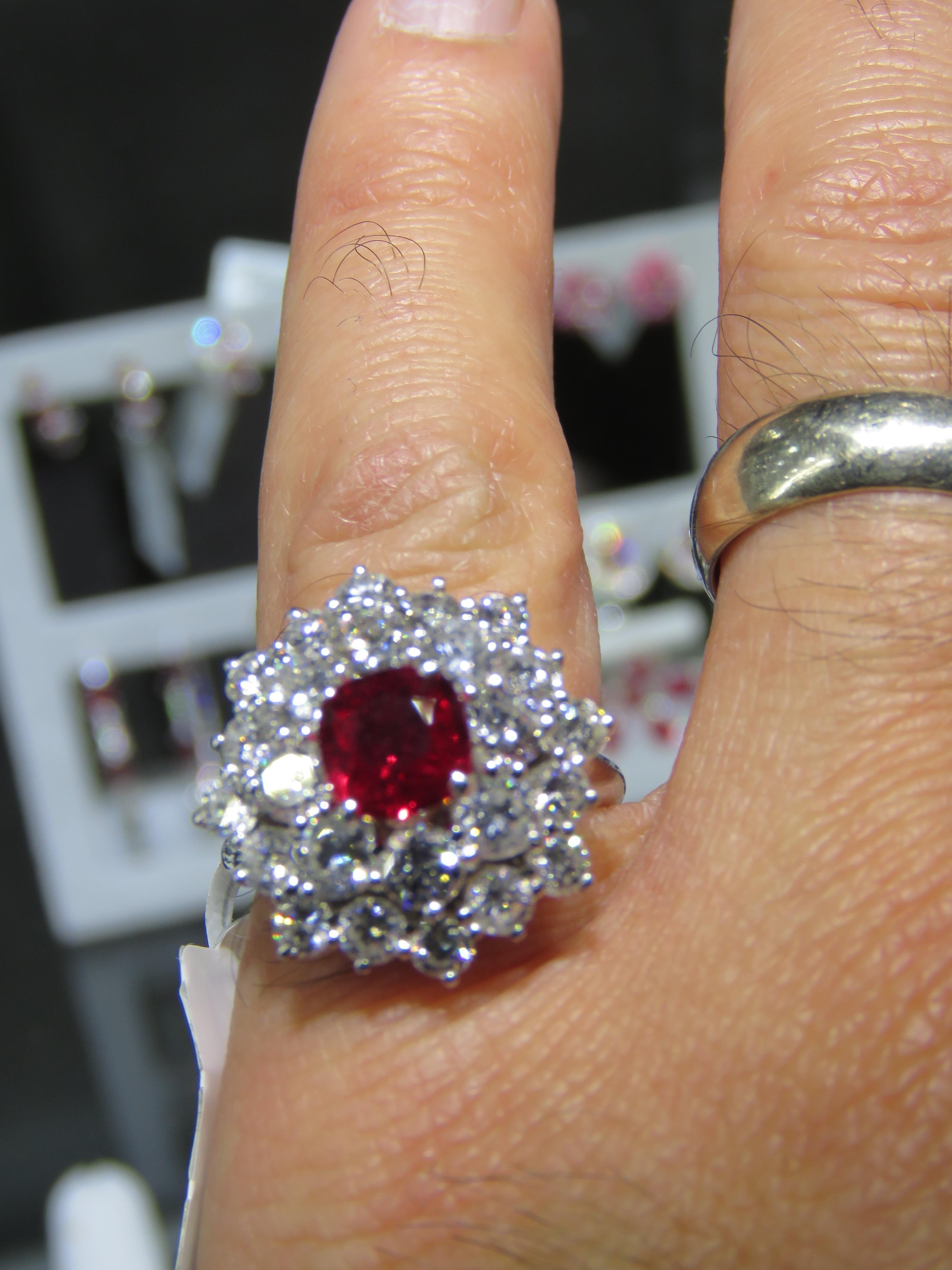 NWT $47, 500 Fancy Large 18KT Gold Glittering 5CT Ruby Diamond Cocktail Ring In New Condition For Sale In New York, NY