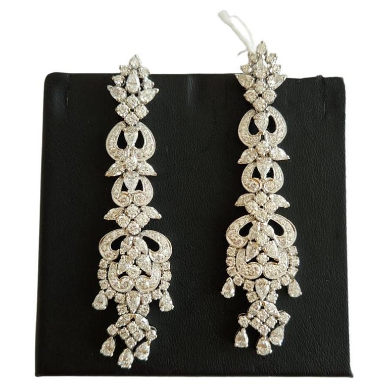 NWT 48,500 Magnificent 18KT Gold Fancy Cascading Diamond Drape Drop