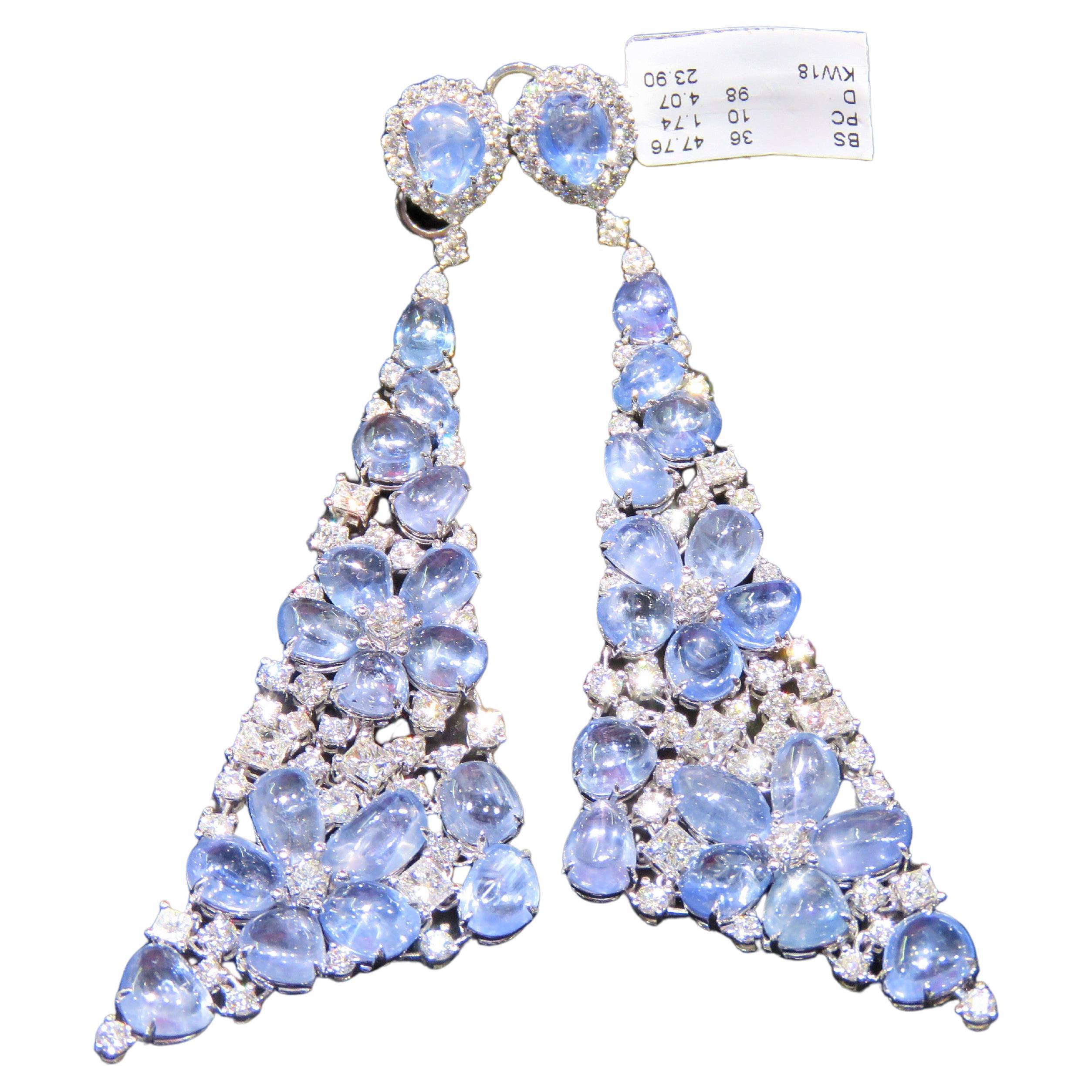NWT $48,900 Boucles d'oreilles en or 18KT, saphir floral et diamant de 53.50CT.