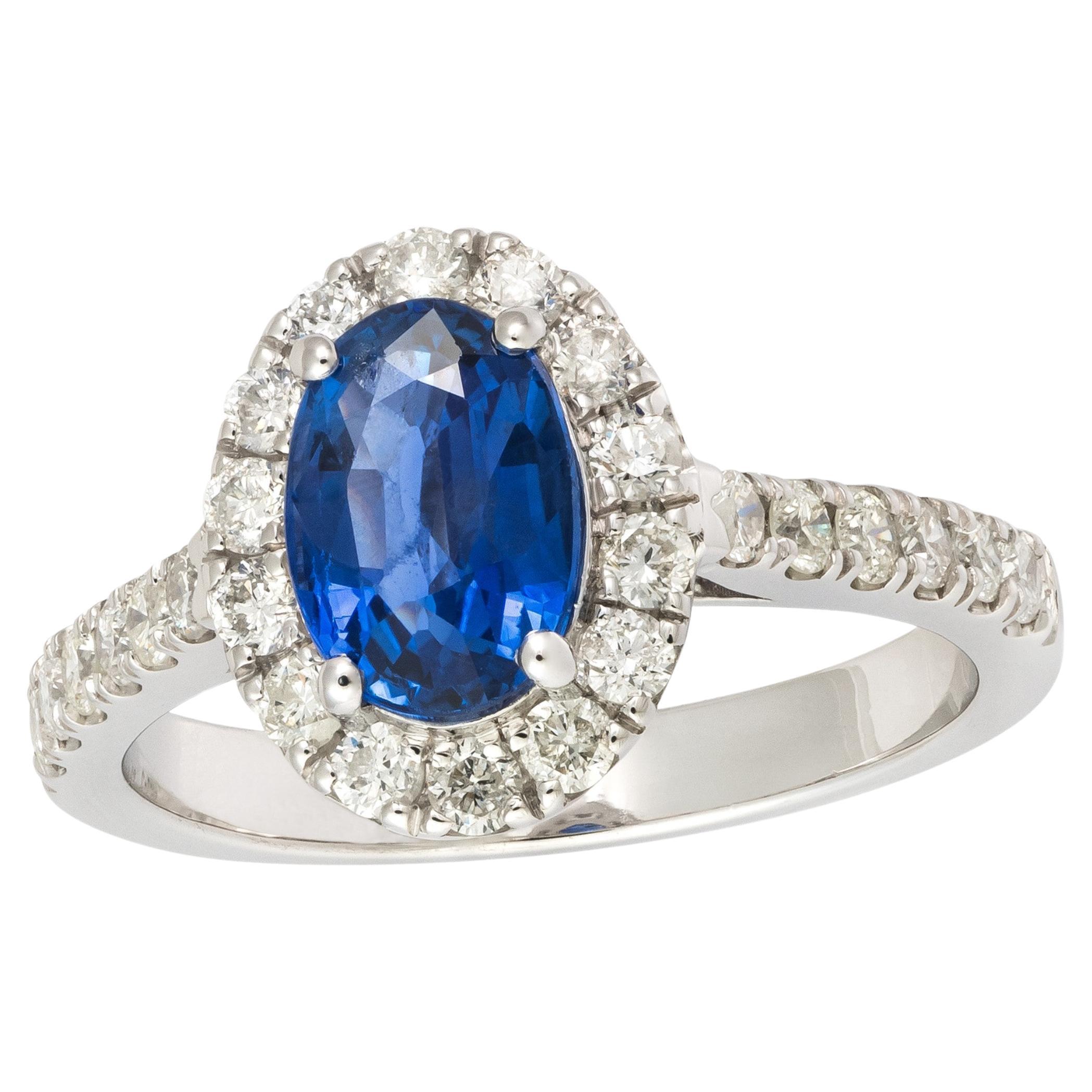 NWT $5, 500 18KT Gold Beautiful 2.70CT Oval Blue Sapphire Diamond Ring
