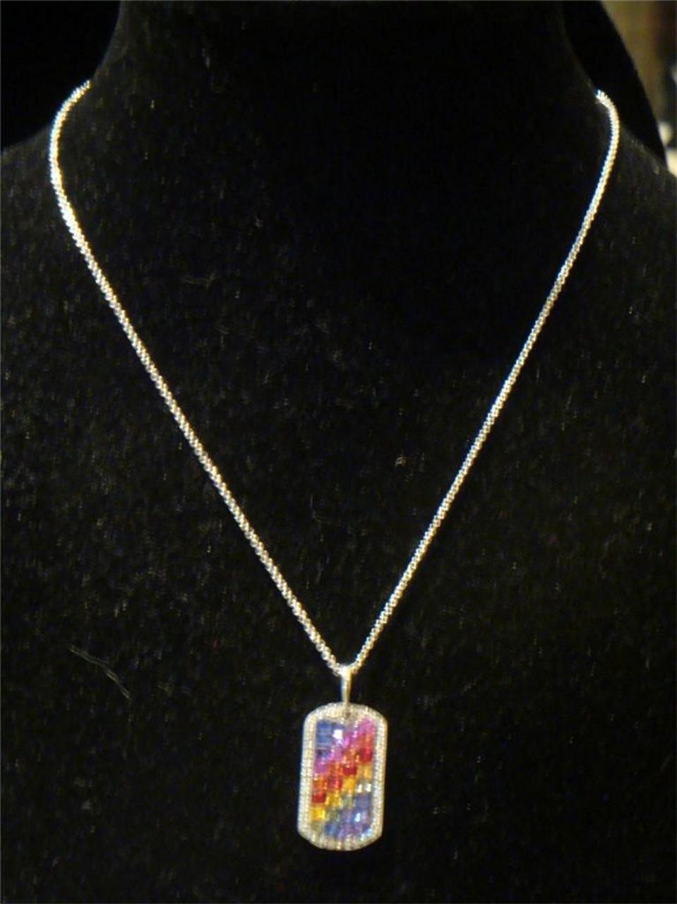 NWT $5, 500 Important 18KT Large Fancy Rainbow Sapphire Diamond Pendant Necklace In New Condition For Sale In New York, NY