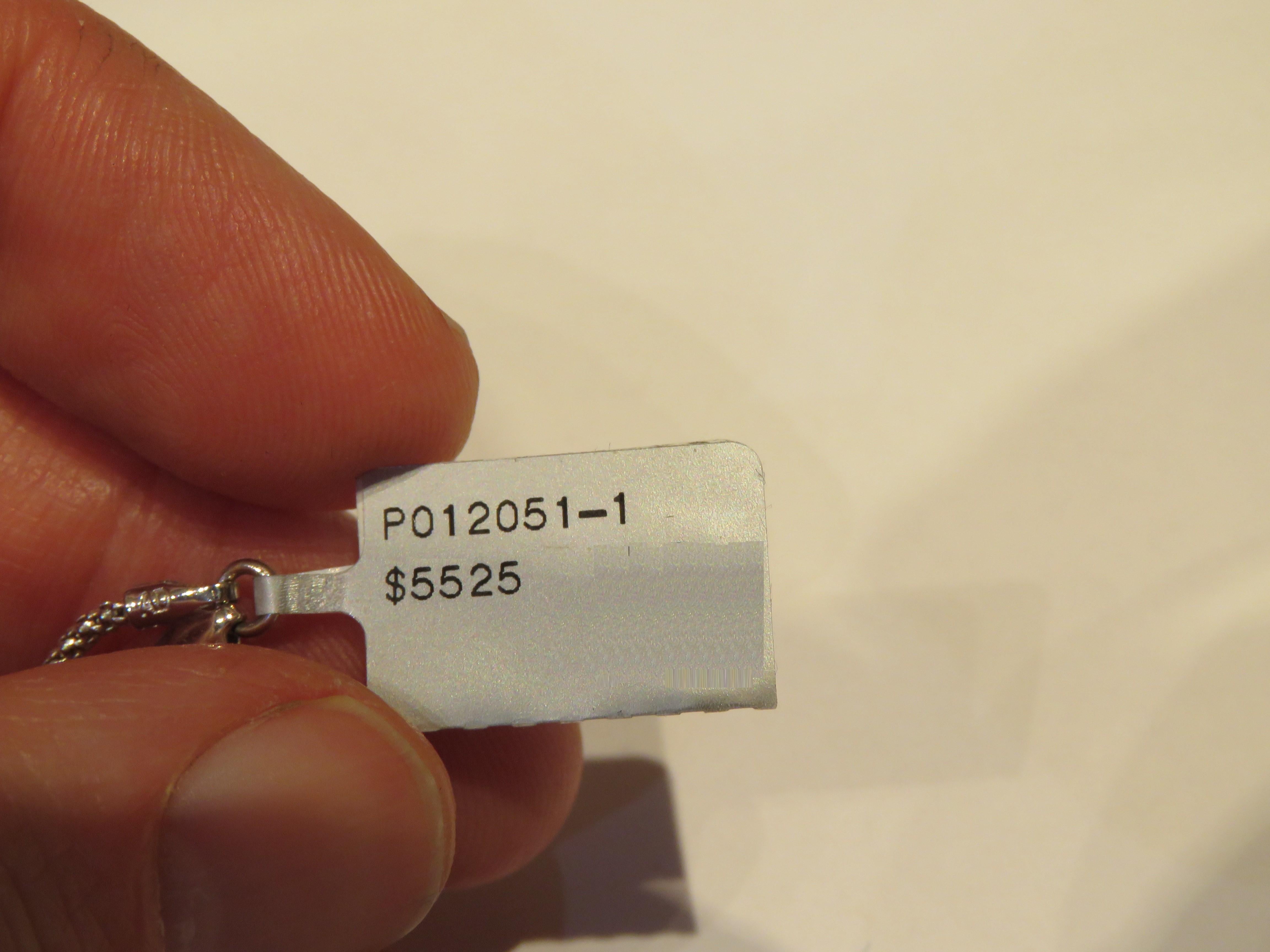 NWT $5, 525 Importante ciondolo in oro 18Kt con perle Tahitiane dei mari del sud e diamanti In condizioni Nuovo in vendita a New York, NY