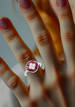 NWT $5, 750 Rare 18KT Gold Fancy Glittering Ruby Diamond Flower Clover Ring