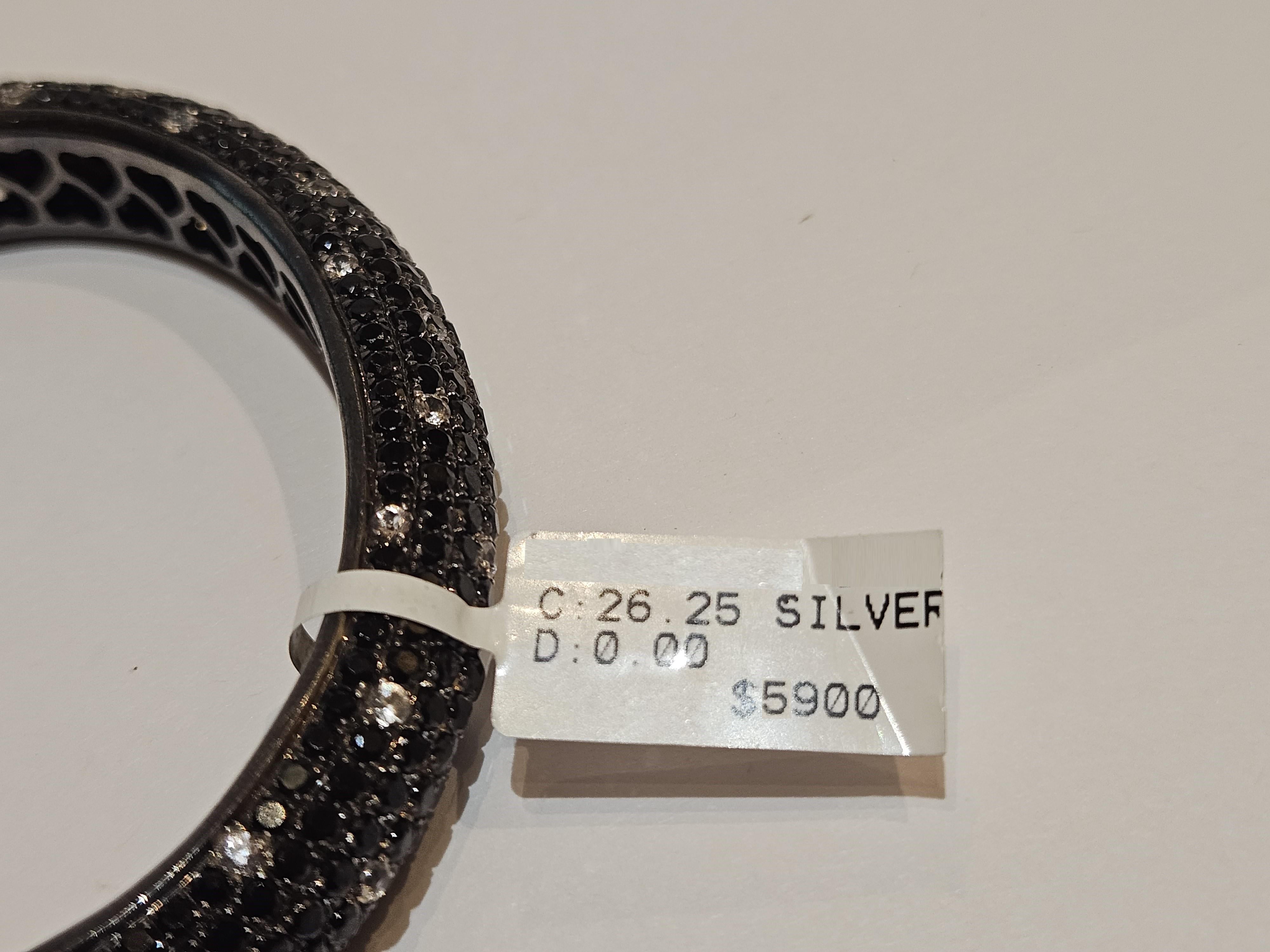 NWT $5, 900 Fancy Glittering 26CT Black White Sapphire Bracelet Bangle Cuff In New Condition For Sale In New York, NY