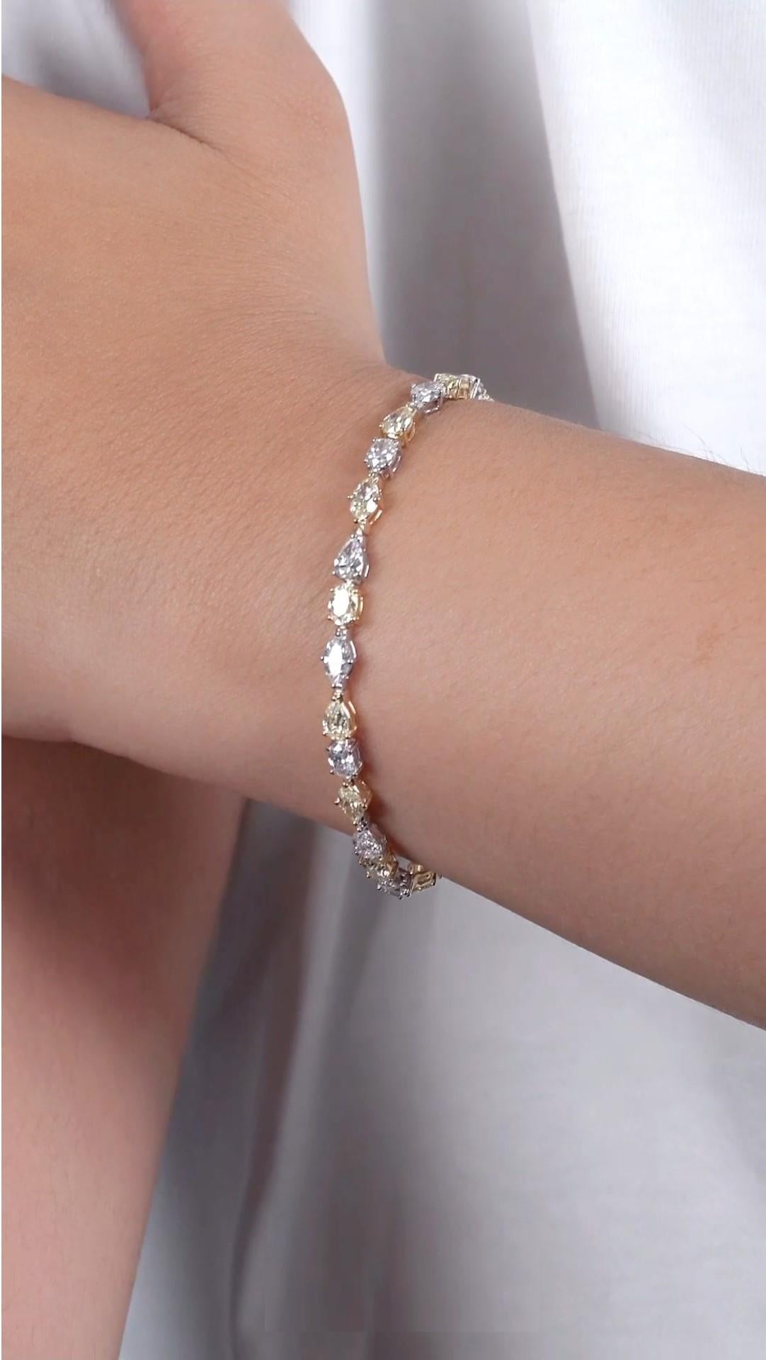 Mixed Cut NWT $53, 750 18KT Gold Fancy Glittering Yellow Diamond White Diamond Bracelet For Sale