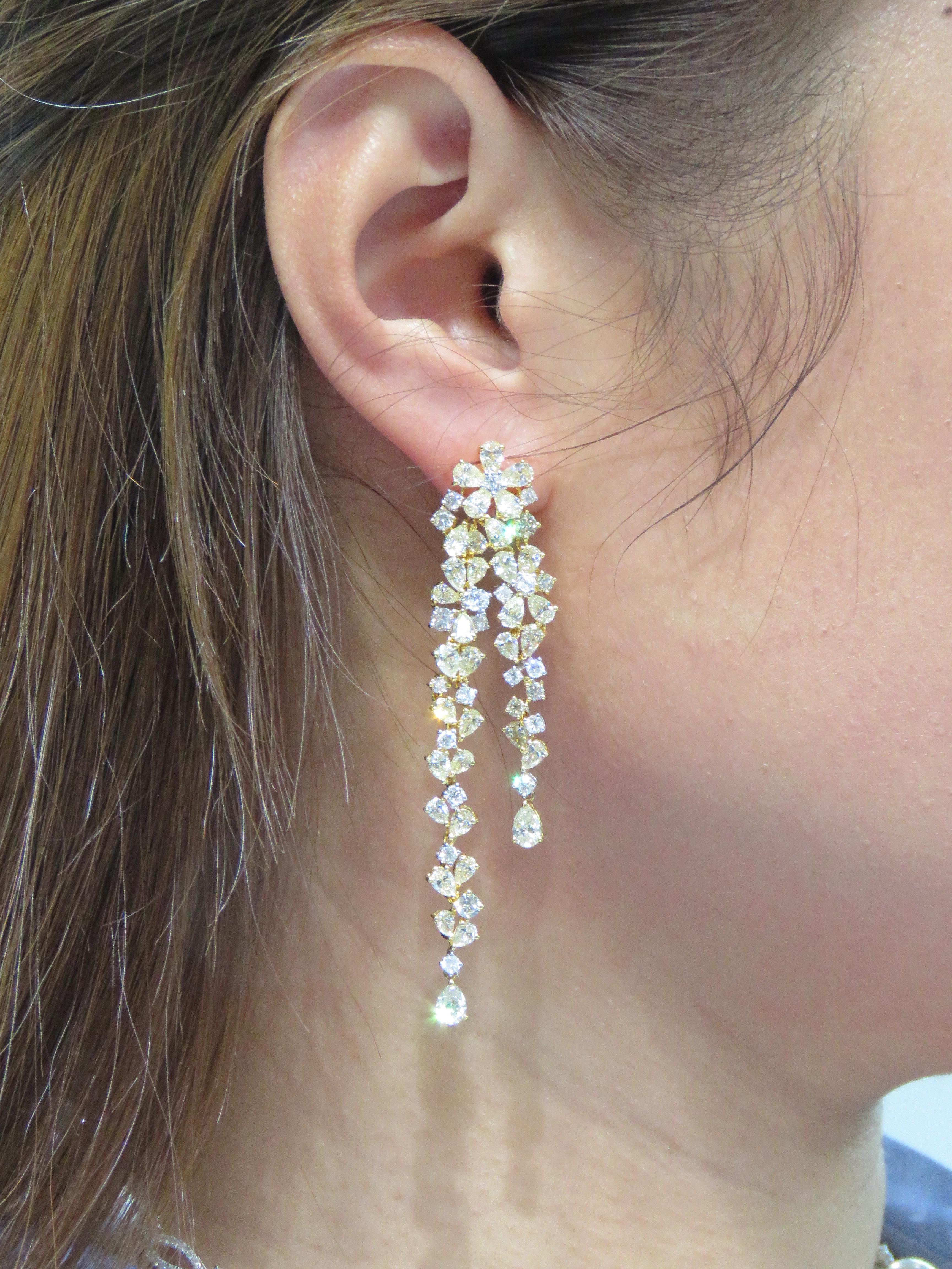 NWT $58, 400 18KT Gold Fancy 12ct Gorgeous Glittering Yellow Diamond Earrings For Sale 1