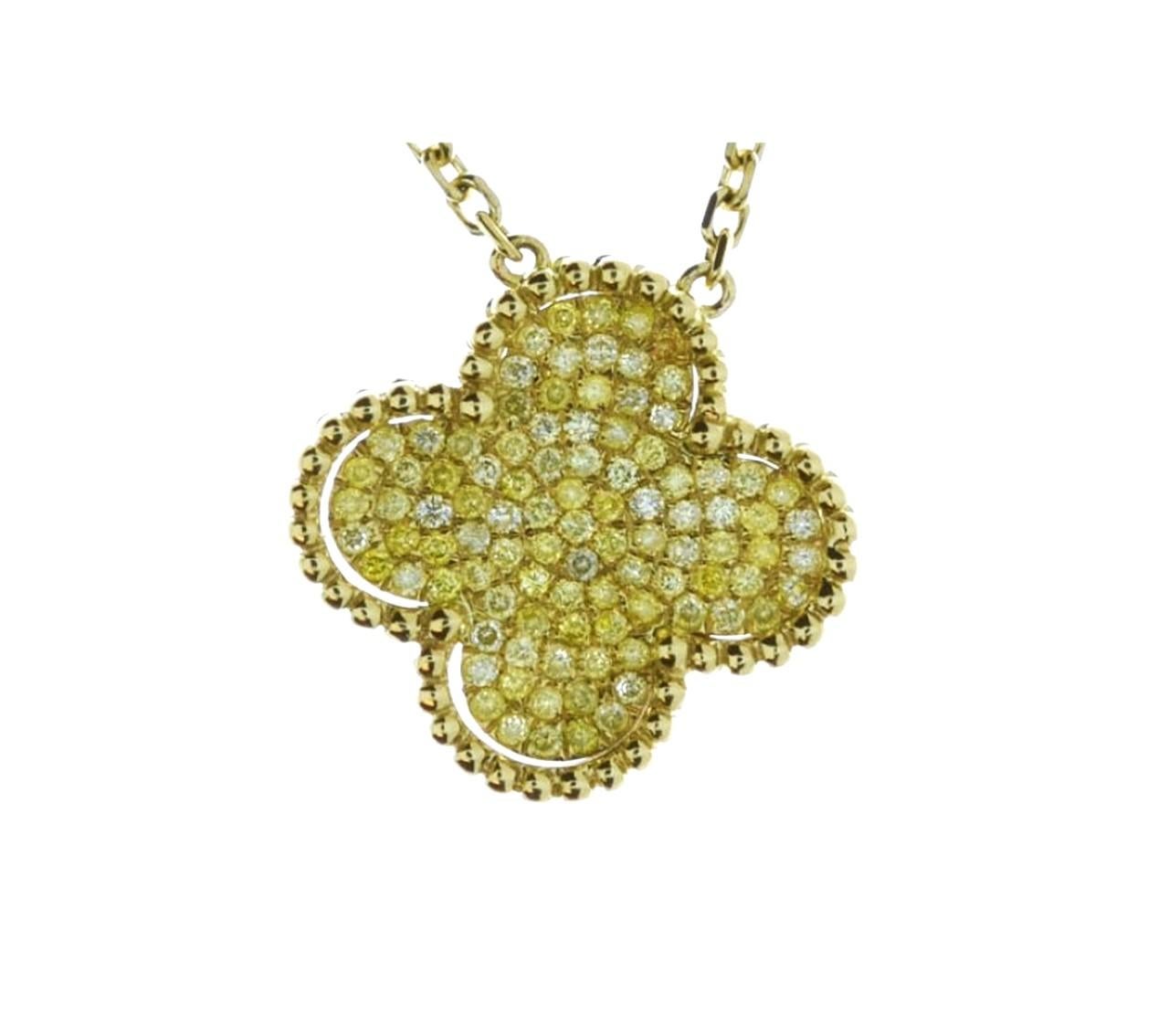 Round Cut NWT $6, 042 Important 18KT Gold Fancy Yellow Diamond Clover Pendant Necklace For Sale
