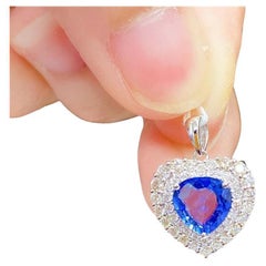 NWT $6, 259 Rare 18KT Gold Fancy Glittering Blue Sapphire Diamond Heart Pendant