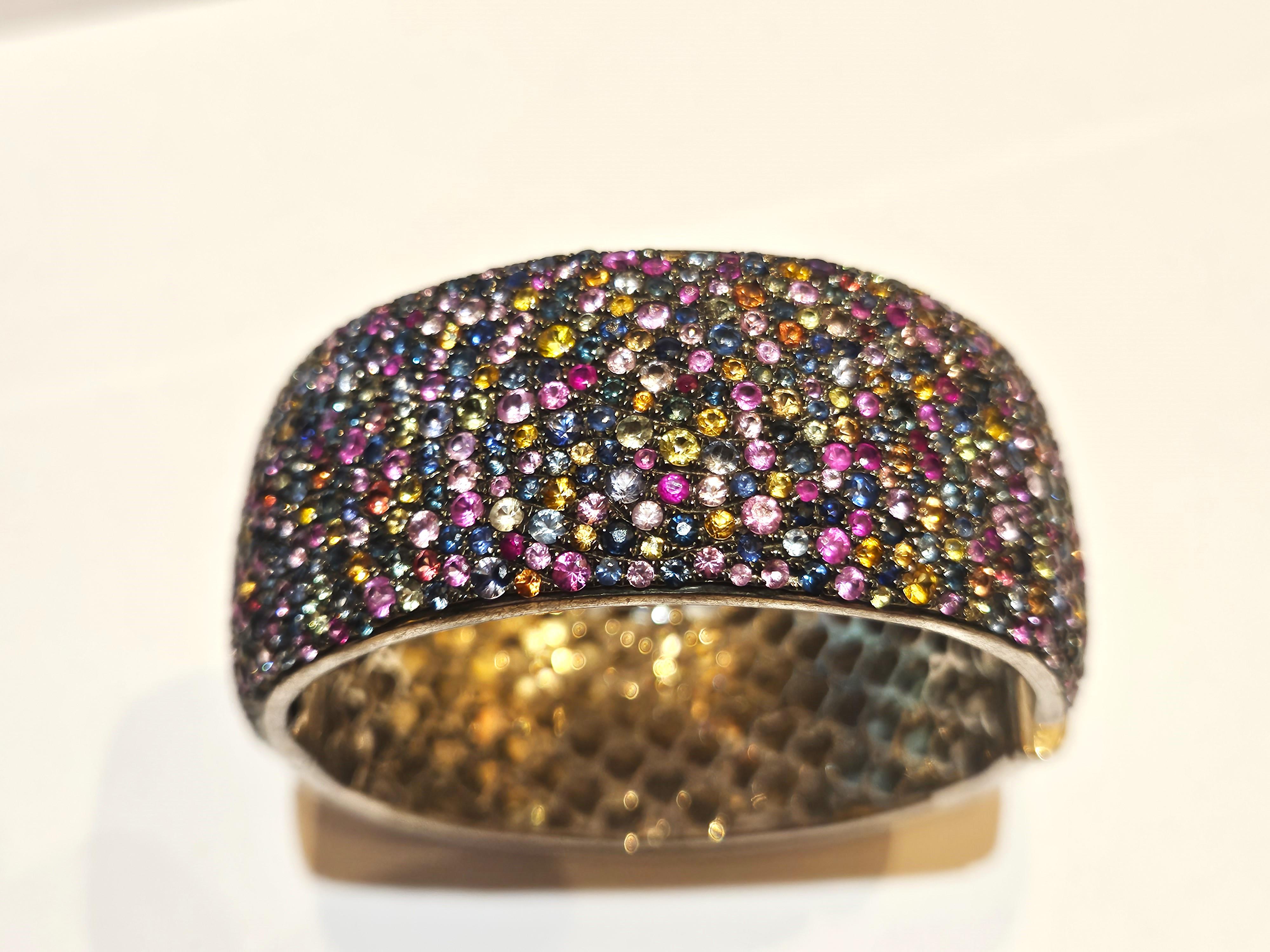 Round Cut NWT $6, 500 Fancy Glittering 27CT Fancy Rainbow Sapphire Bracelet Bangle Cuff For Sale