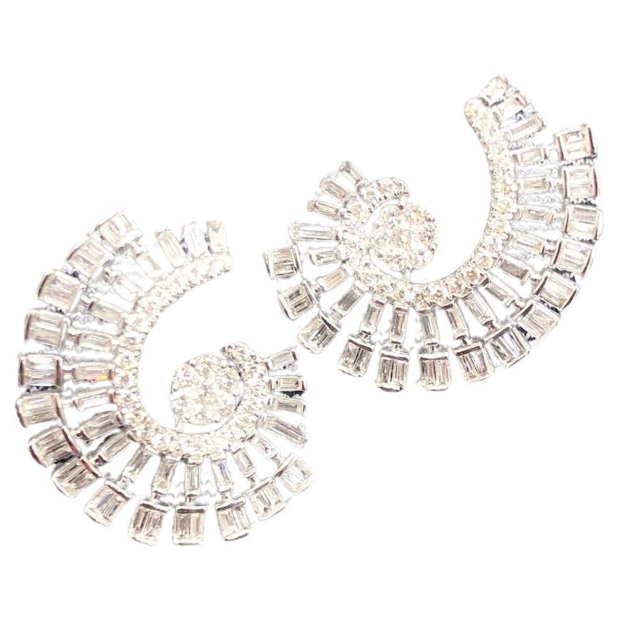 NWT $6, 909 Magnificent 18KT Gold Fancy Trillion Cut Diamond Twist C Earrings
