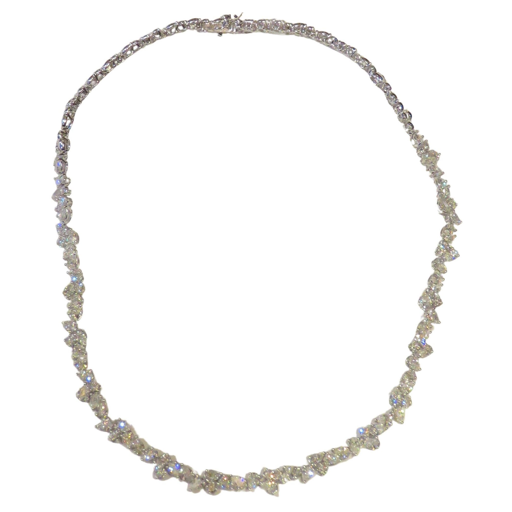 NWT $60, 000 Collana di diamanti a pera 18KT Fancy Large Gorgeous 12CT