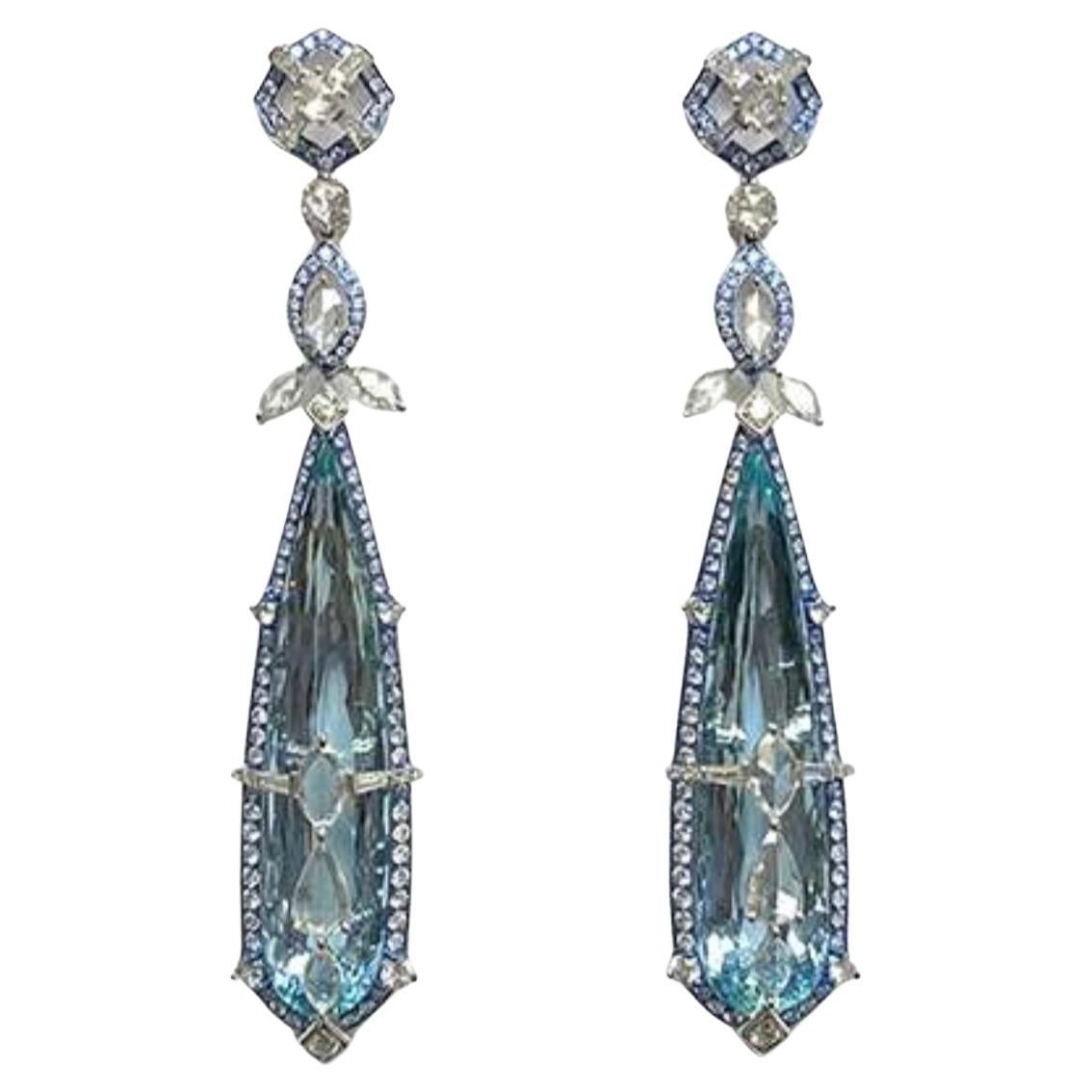 NWT $60, 000 Rare 18KT Gold & Platinum 50CT Gorgeous Aquamarine Diamond Earrings For Sale