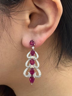 NWT $62, 500 Boucles d'oreilles pendantes en or 18KT Ruby Flower Fancy Ruby Drop Diamond Dangle Earrings