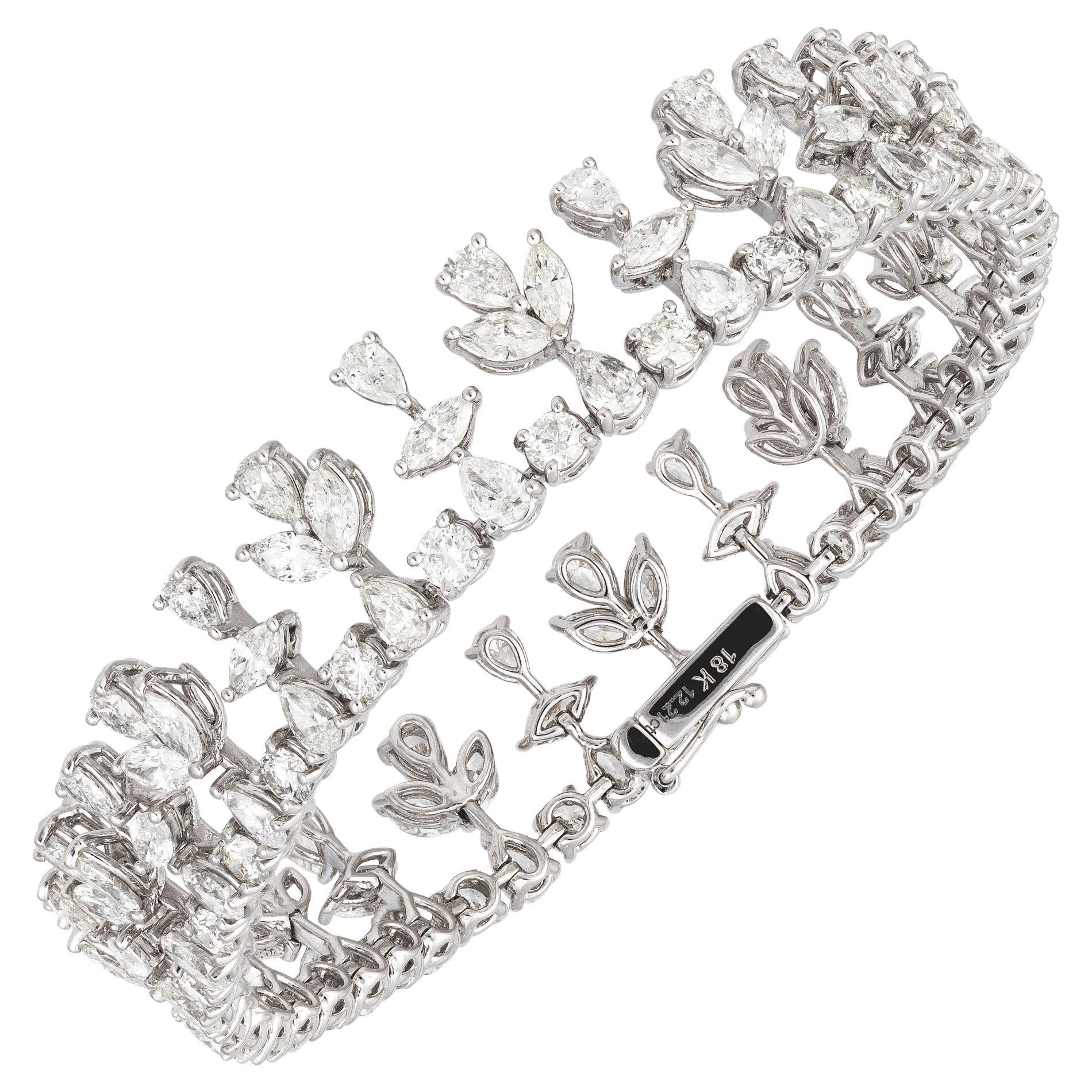 NWT $63, 500 18KT Gorgeous Glittering Large Fancy Diamond Flower Fringe Bracelet For Sale
