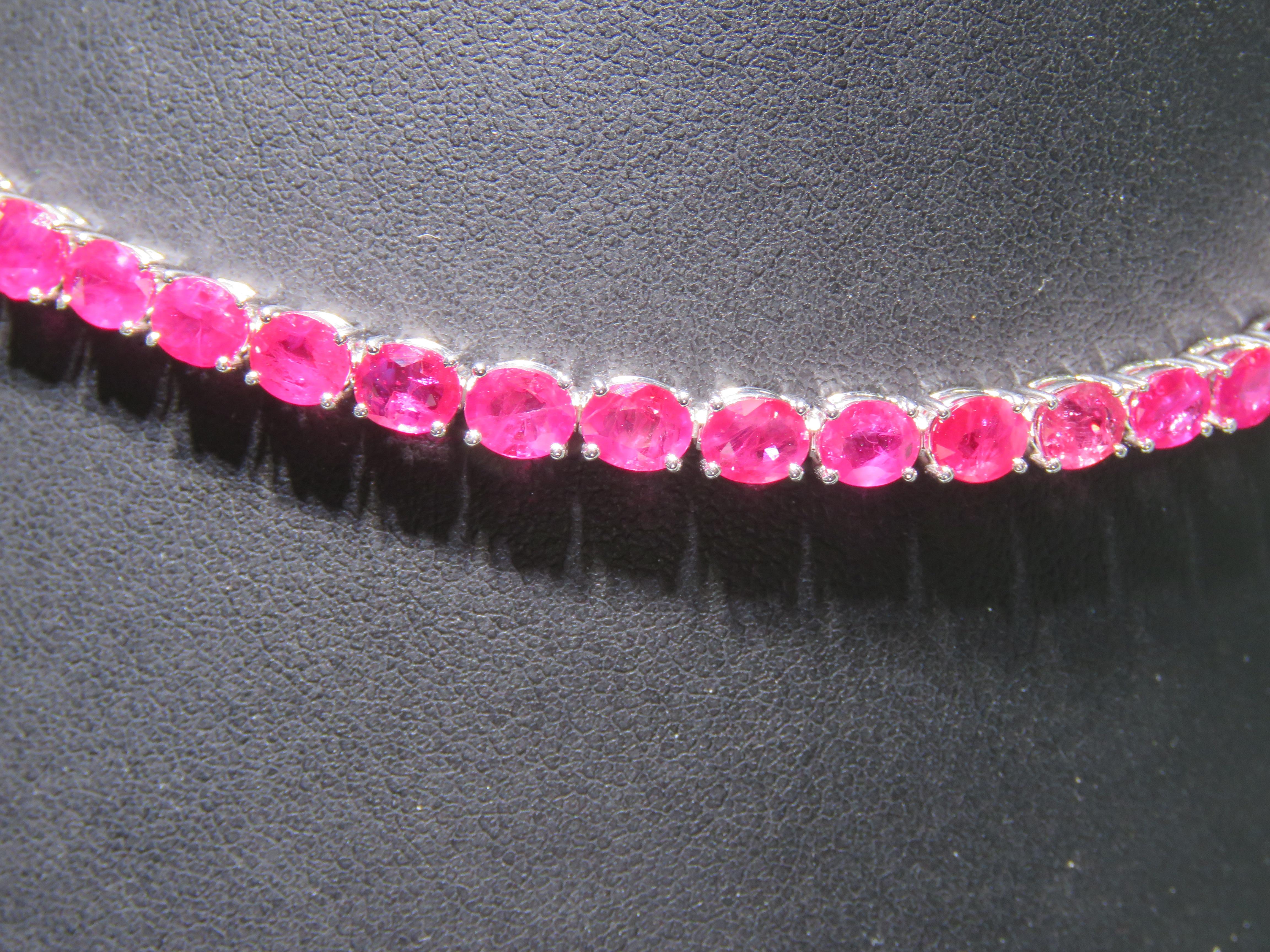 NWT $63, 700 18KT Large 35CT Fancy Glittering Fancy Ruby Diamond Drop Necklace In New Condition For Sale In New York, NY
